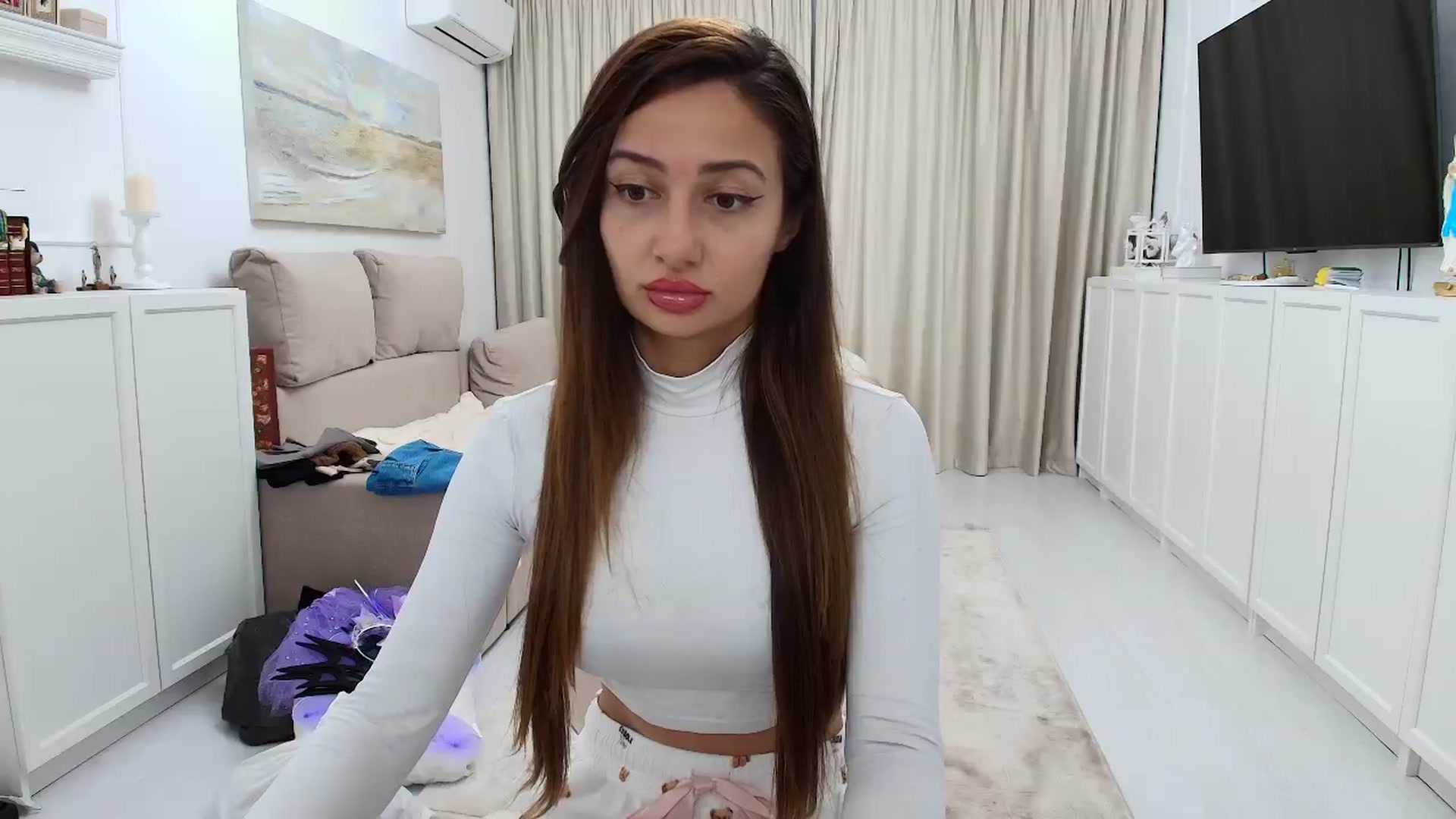 Gallery image thumbnail from Wennndyk's myfreecams stream on, 10/31/2024, 01:47 image 11 of 20