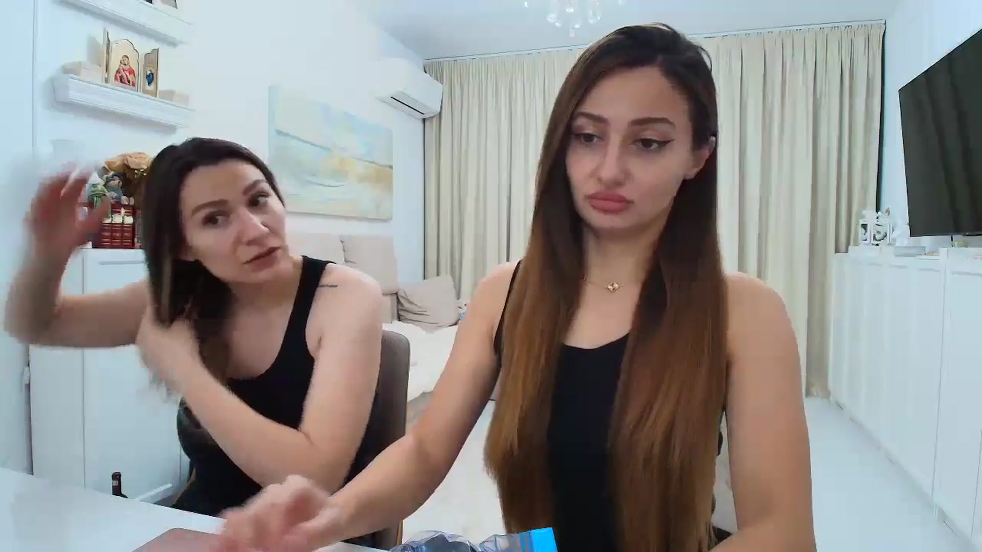Gallery image thumbnail from Wennndyk's myfreecams stream on, 12/05/2024, 24:41 image 2 of 20