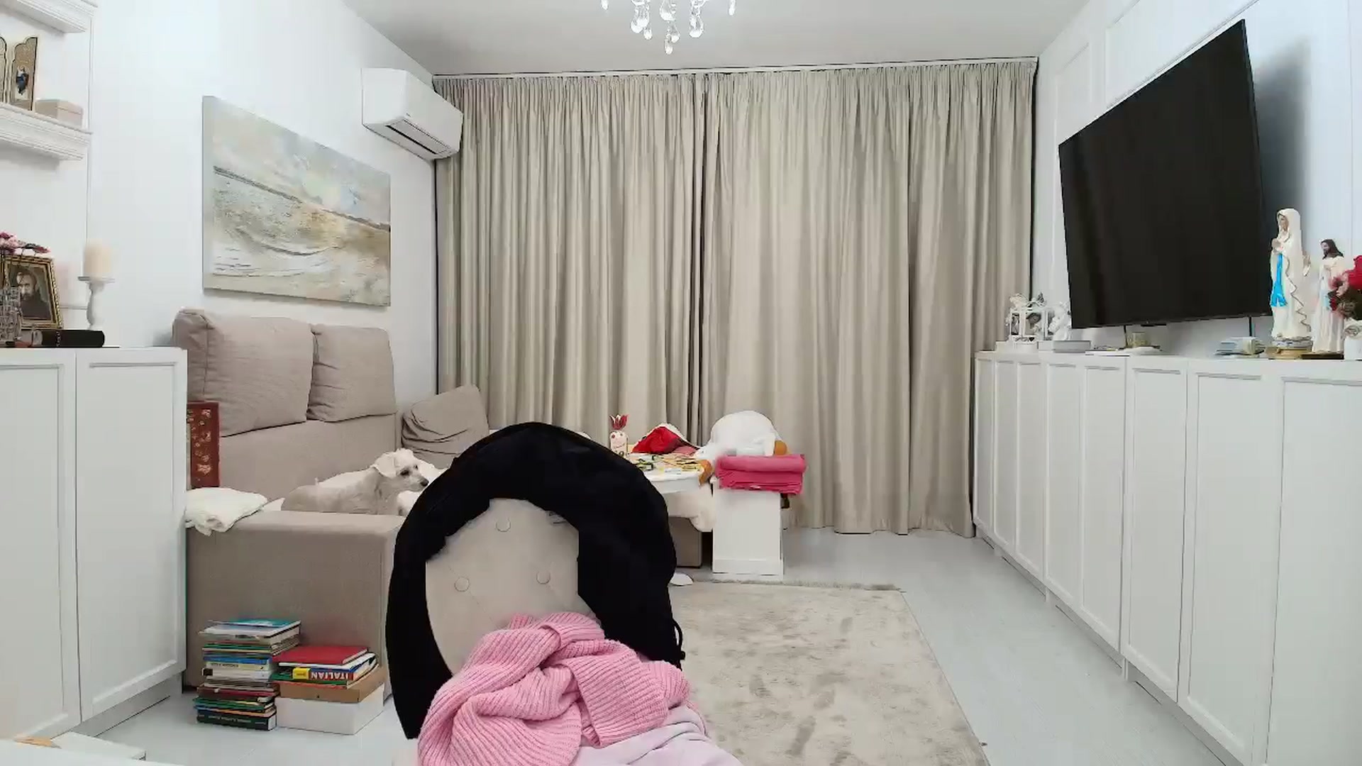 Gallery image thumbnail from Wennndyk's myfreecams stream on, 12/14/2024, 18:14 image 10 of 20