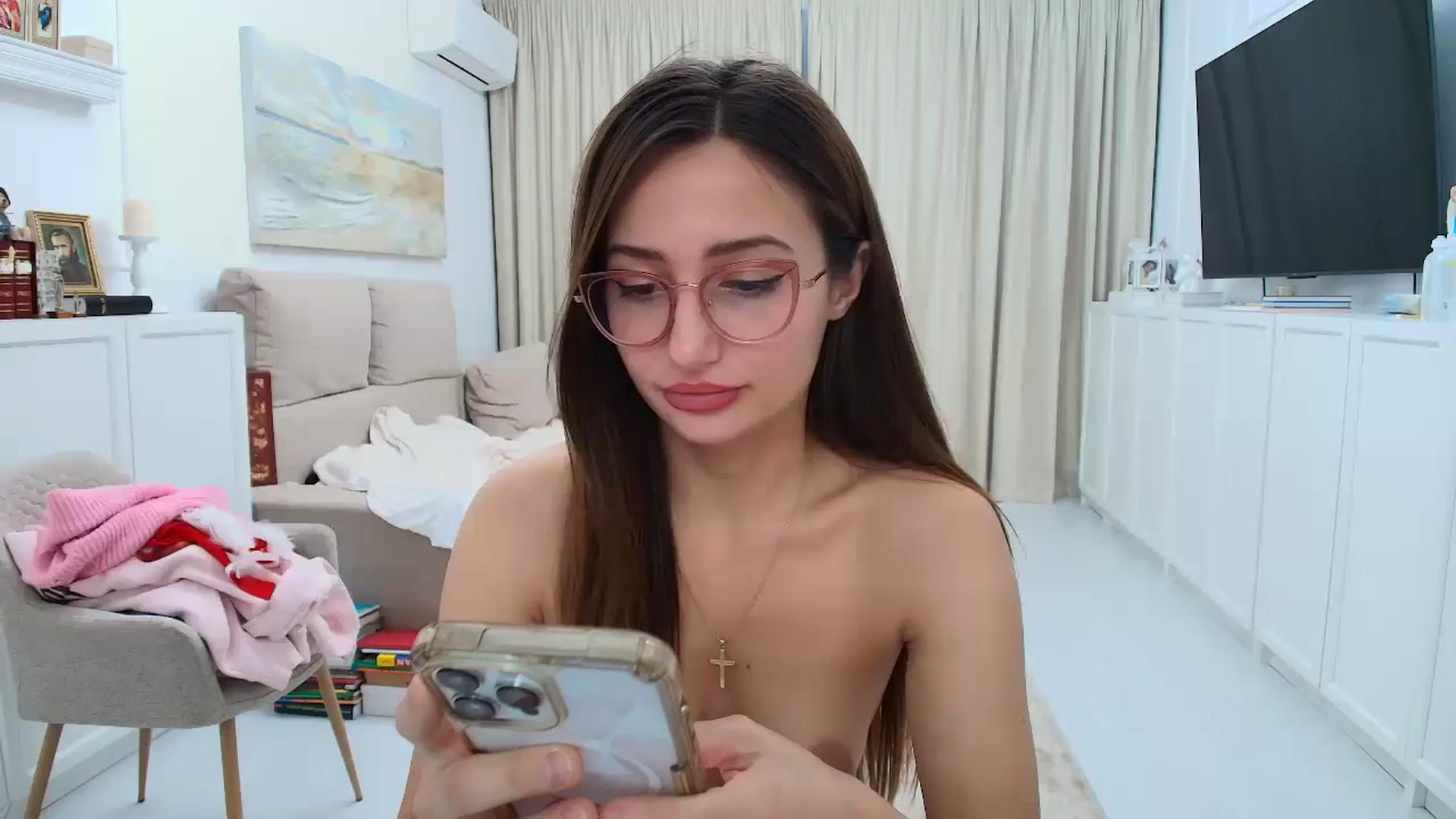 Gallery image thumbnail from Wennndyk's myfreecams stream on, 12/25/2024, 22:48 image 18 of 20