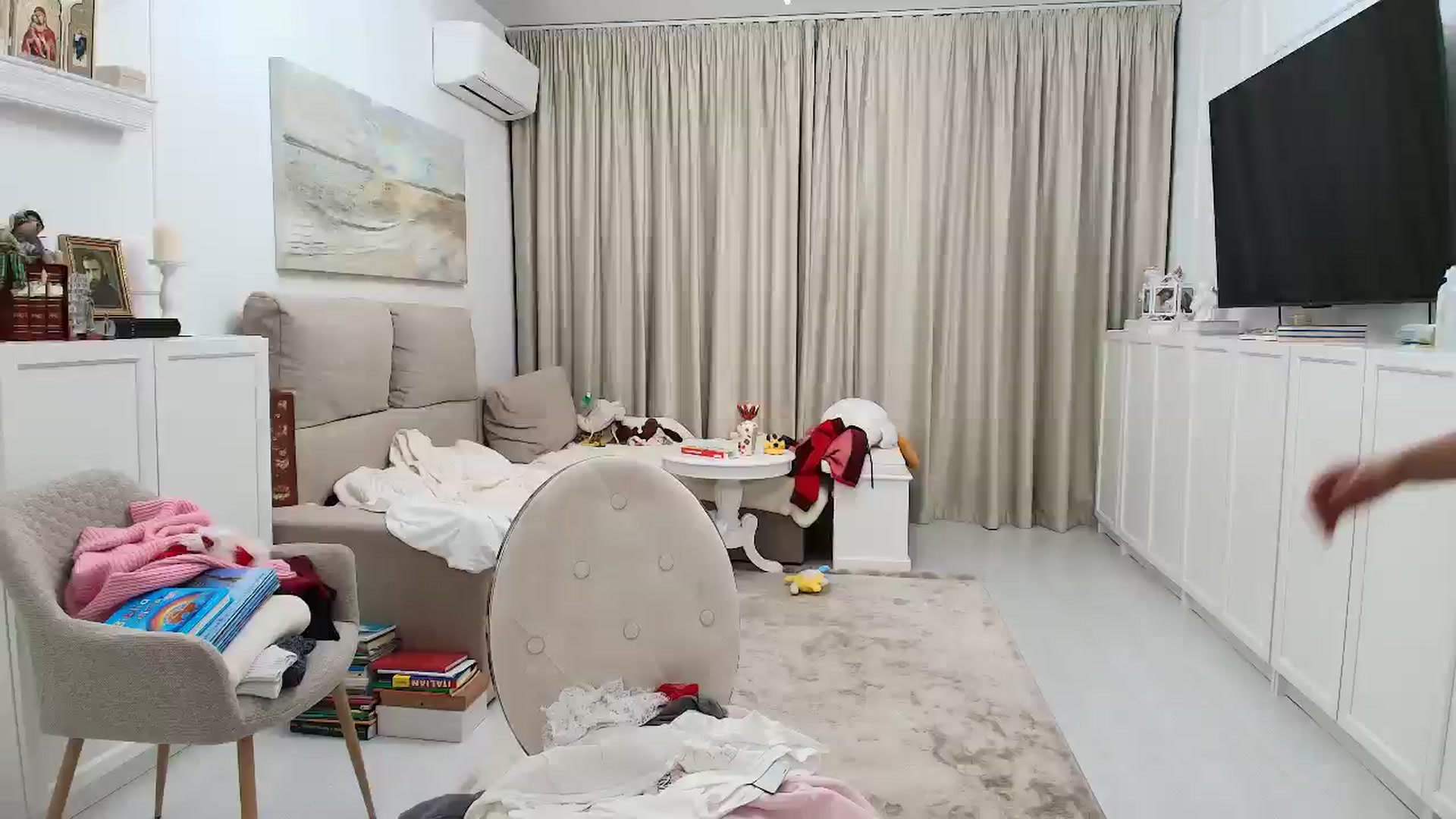 Gallery image thumbnail from Wennndyk's myfreecams stream on, 12/26/2024, 01:52 image 1 of 20