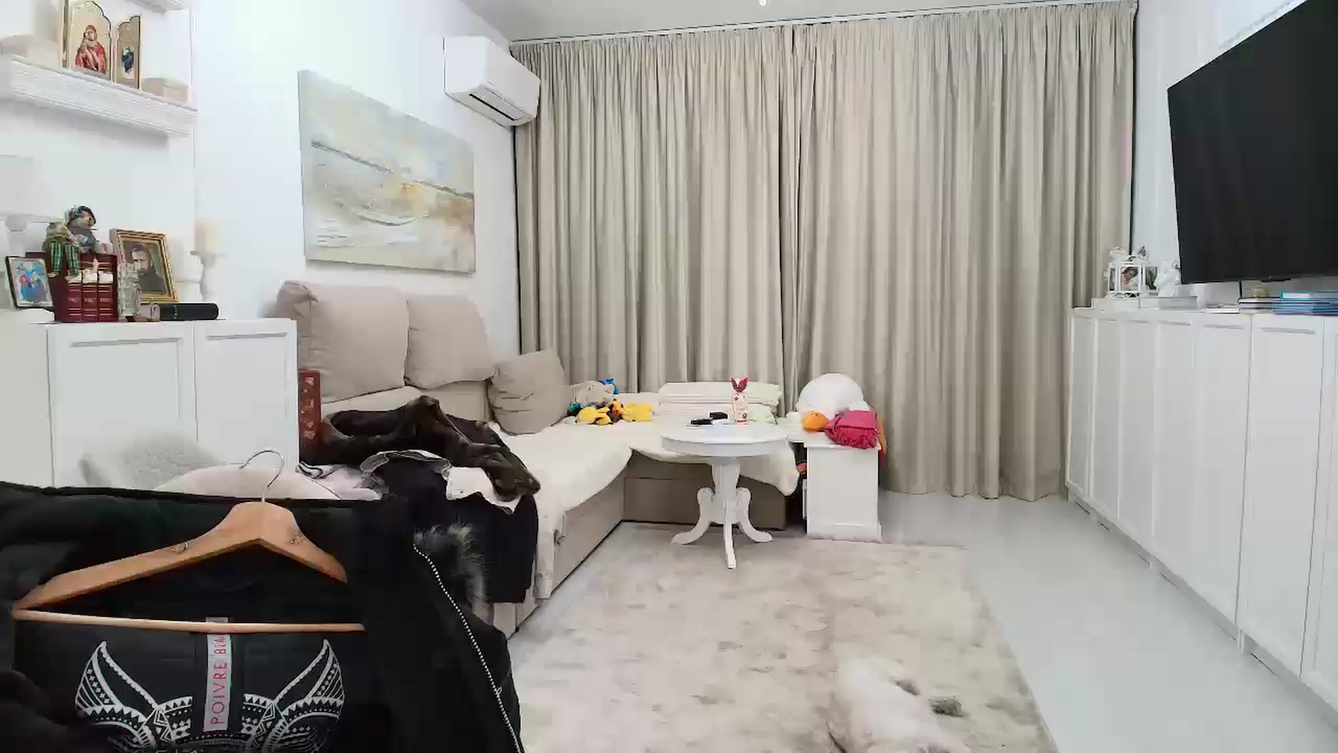 Gallery image thumbnail from Wennndyk's myfreecams stream on, 12/29/2024, 20:08 image 8 of 20