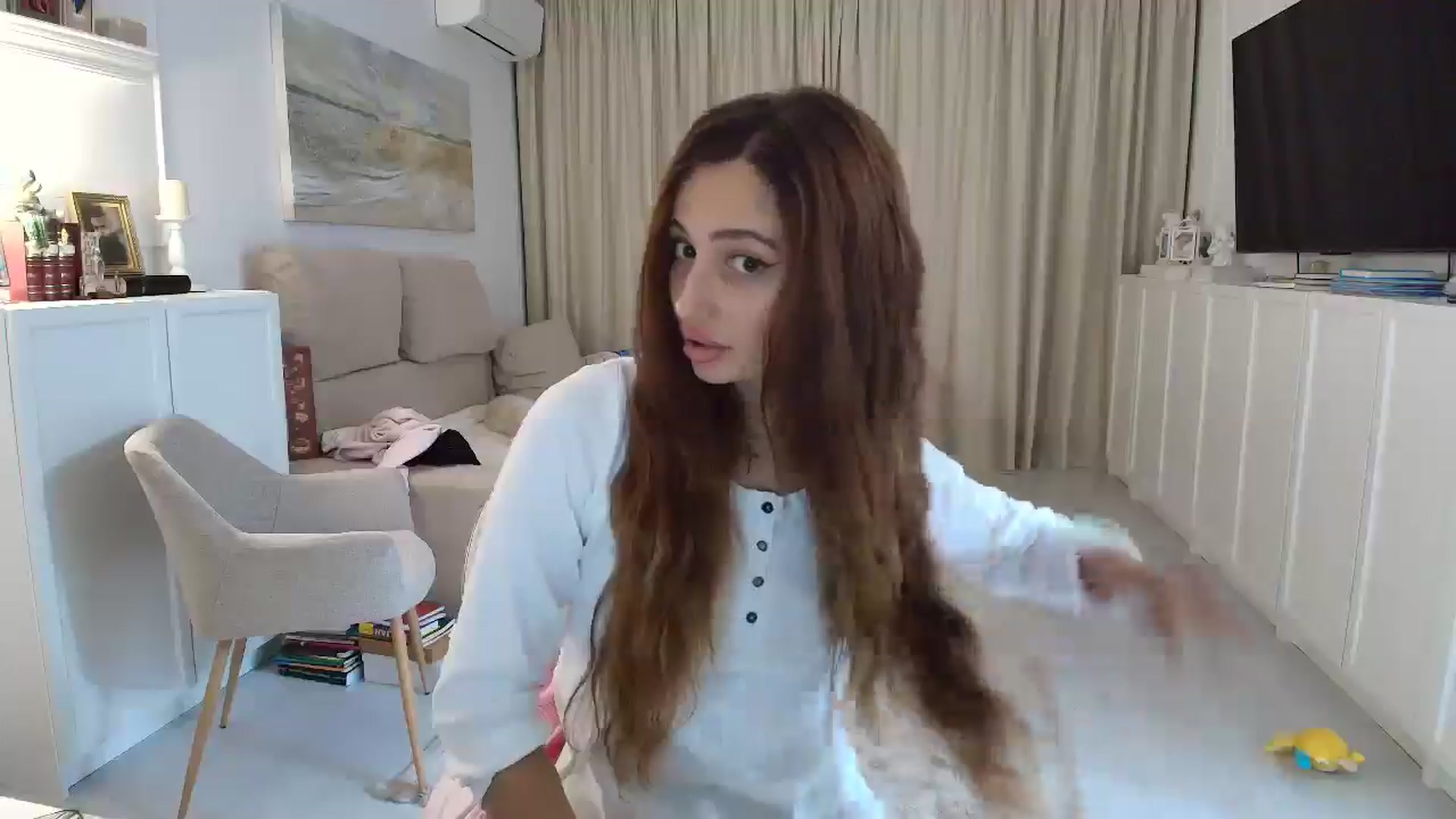 Gallery image thumbnail from Wennndyk's myfreecams stream on, 12/31/2024, 17:53 image 9 of 20