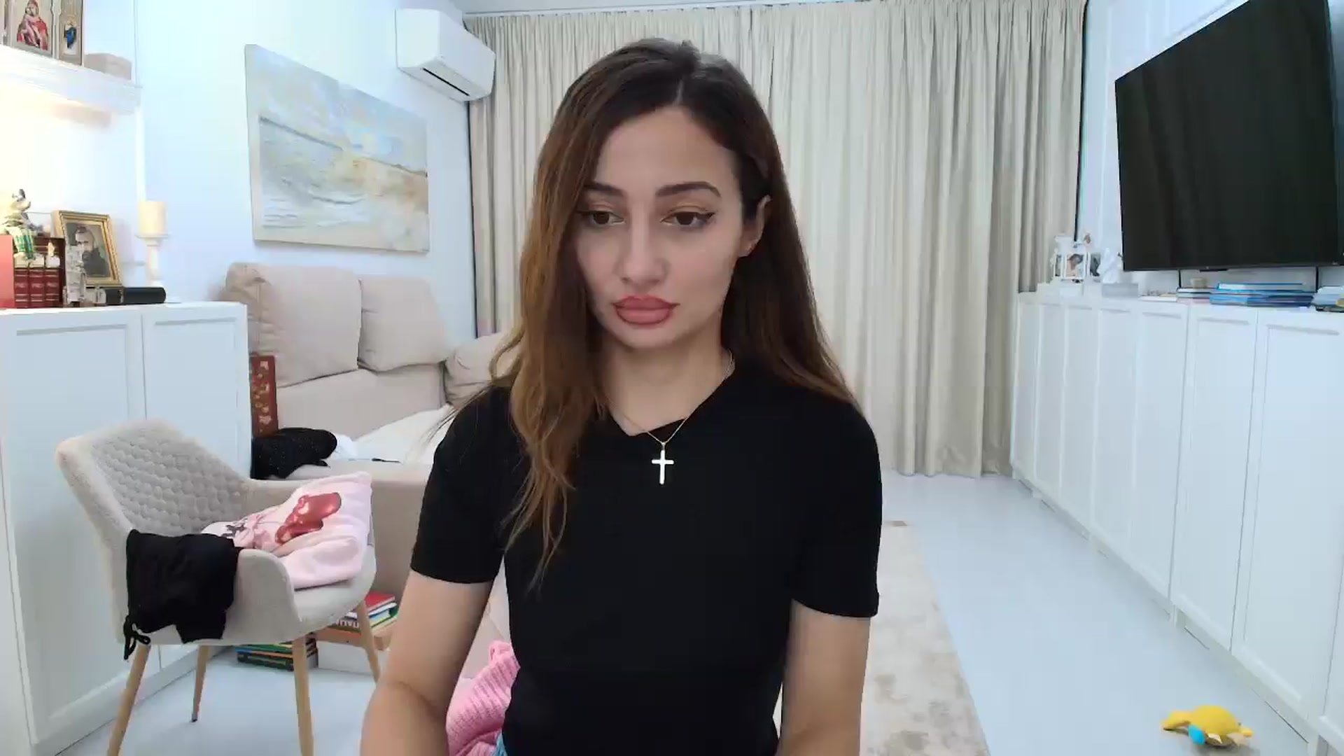 Gallery image thumbnail from Wennndyk's myfreecams stream on, 12/31/2024, 22:25 image 1 of 20