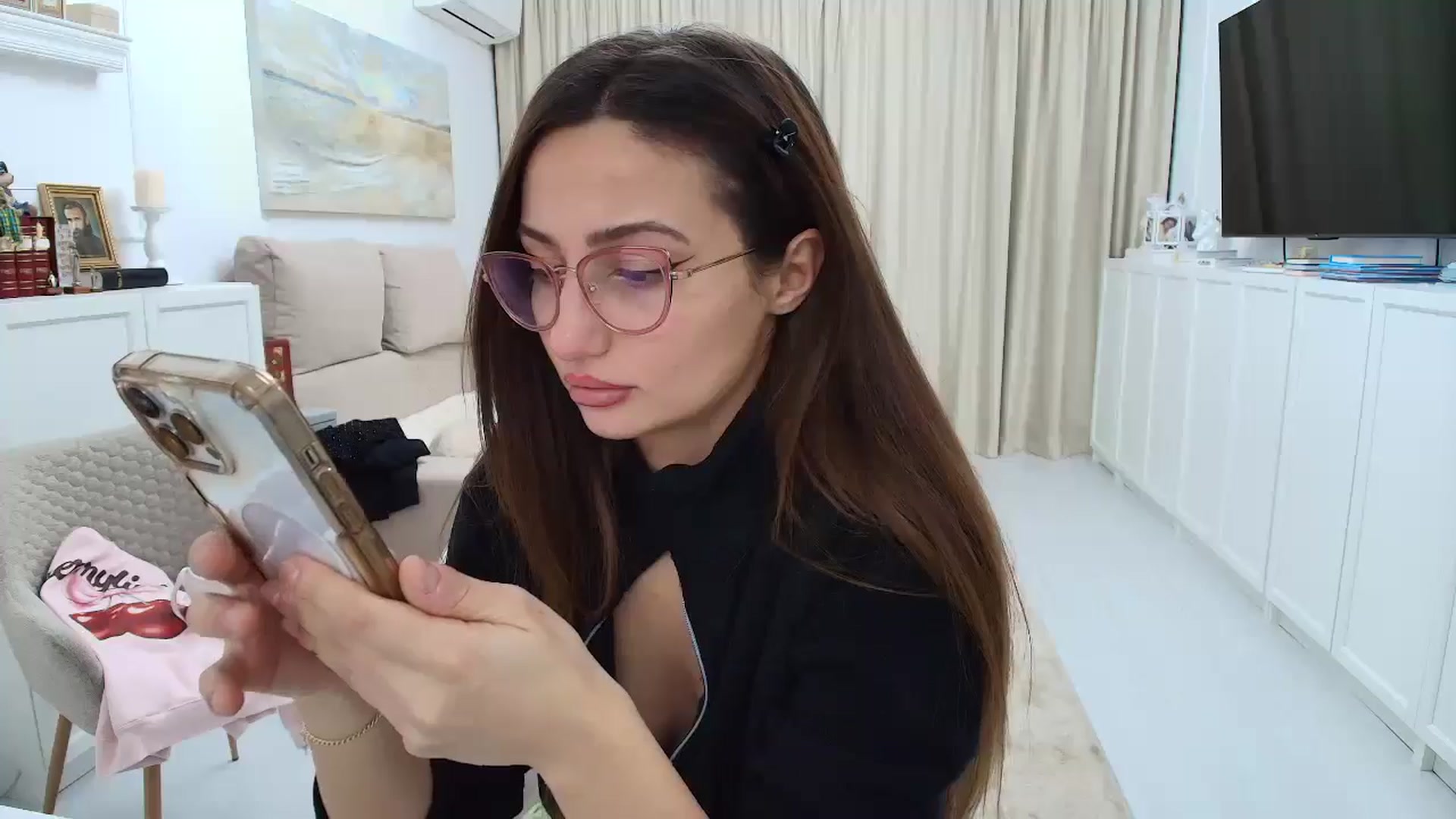 Gallery image thumbnail from Wennndyk's myfreecams stream on, 01/05/2025, 15:49 image 20 of 20