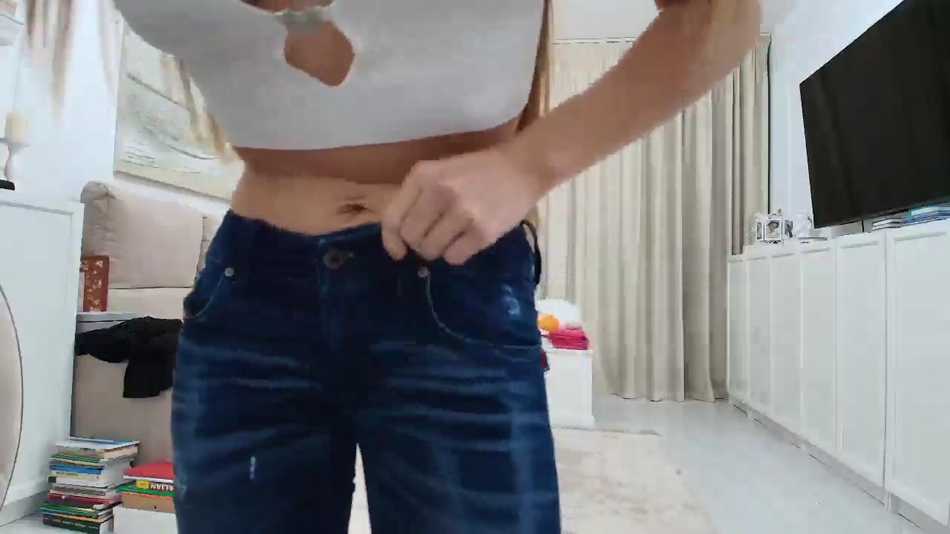 Gallery image thumbnail from Wennndyk's myfreecams stream on, 01/05/2025, 19:01 image 6 of 20