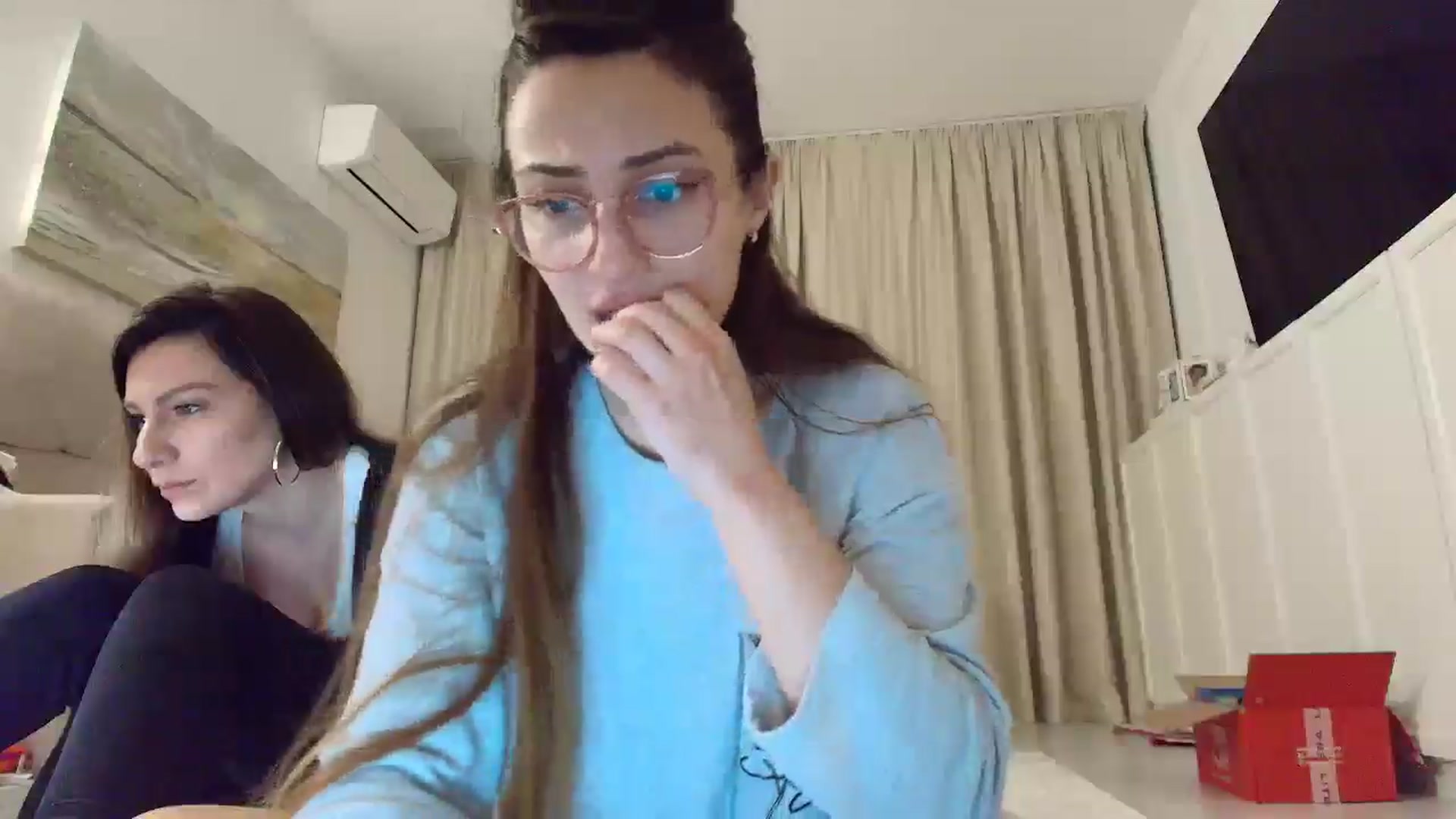 Gallery image thumbnail from Wennndyk's myfreecams stream on, 01/31/2025, 02:39 image 19 of 20