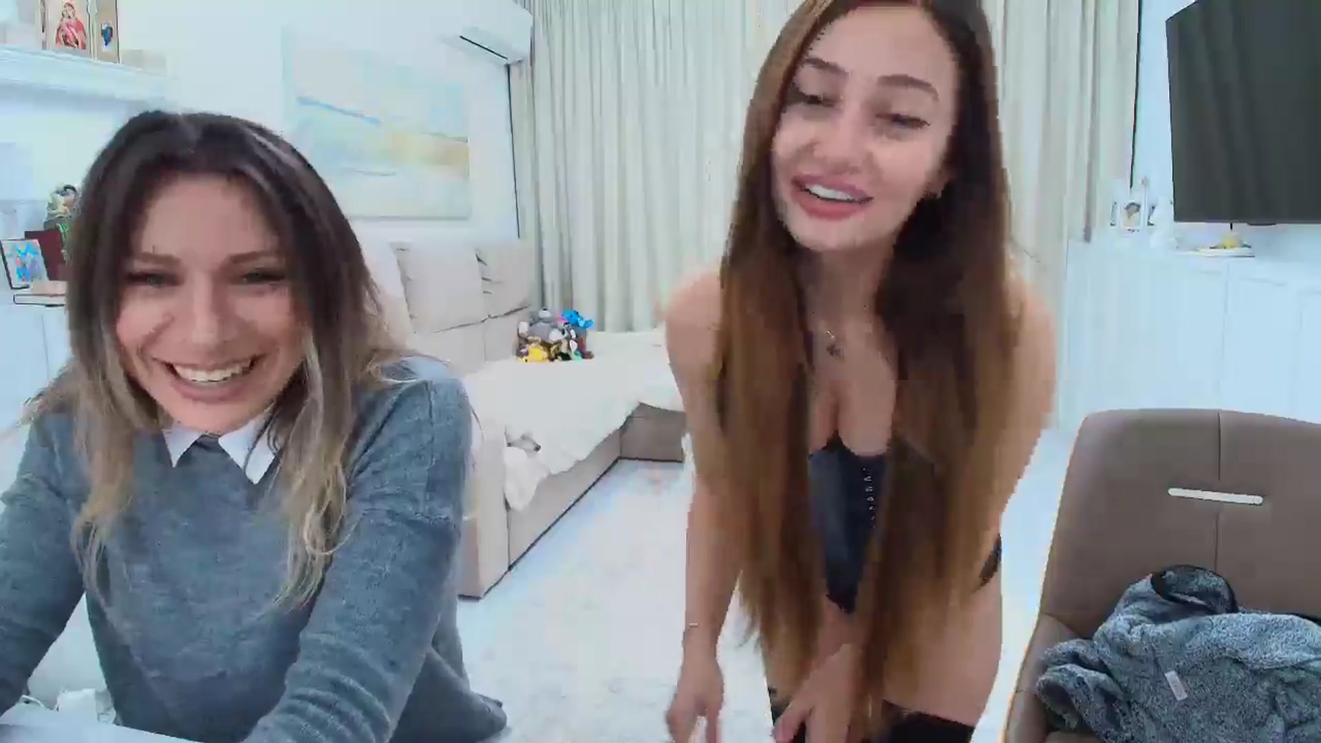Gallery image thumbnail from Wennndyk's myfreecams stream on, 02/04/2025, 22:37 image 5 of 20