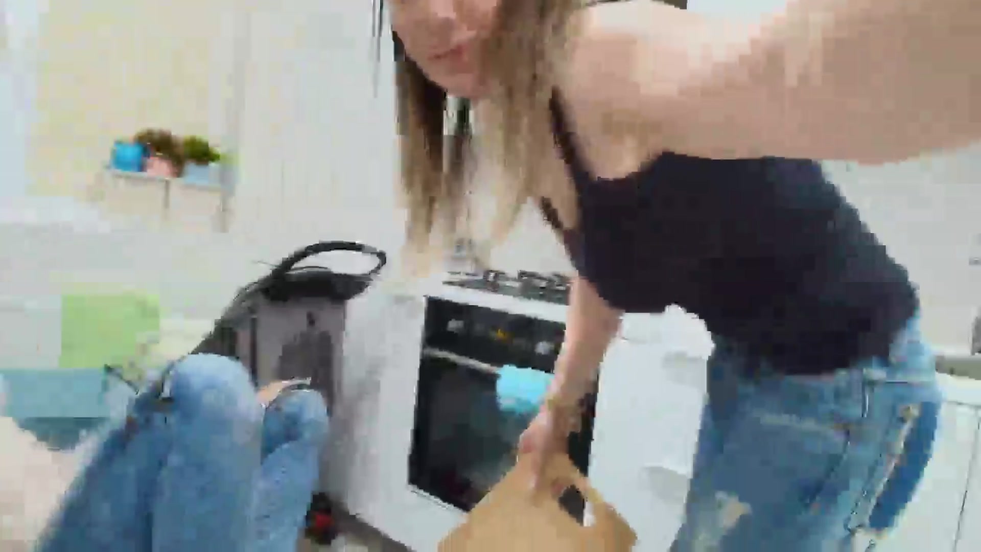 Gallery image thumbnail from Wennndyk's myfreecams stream on, 02/08/2025, 21:11 image 14 of 20