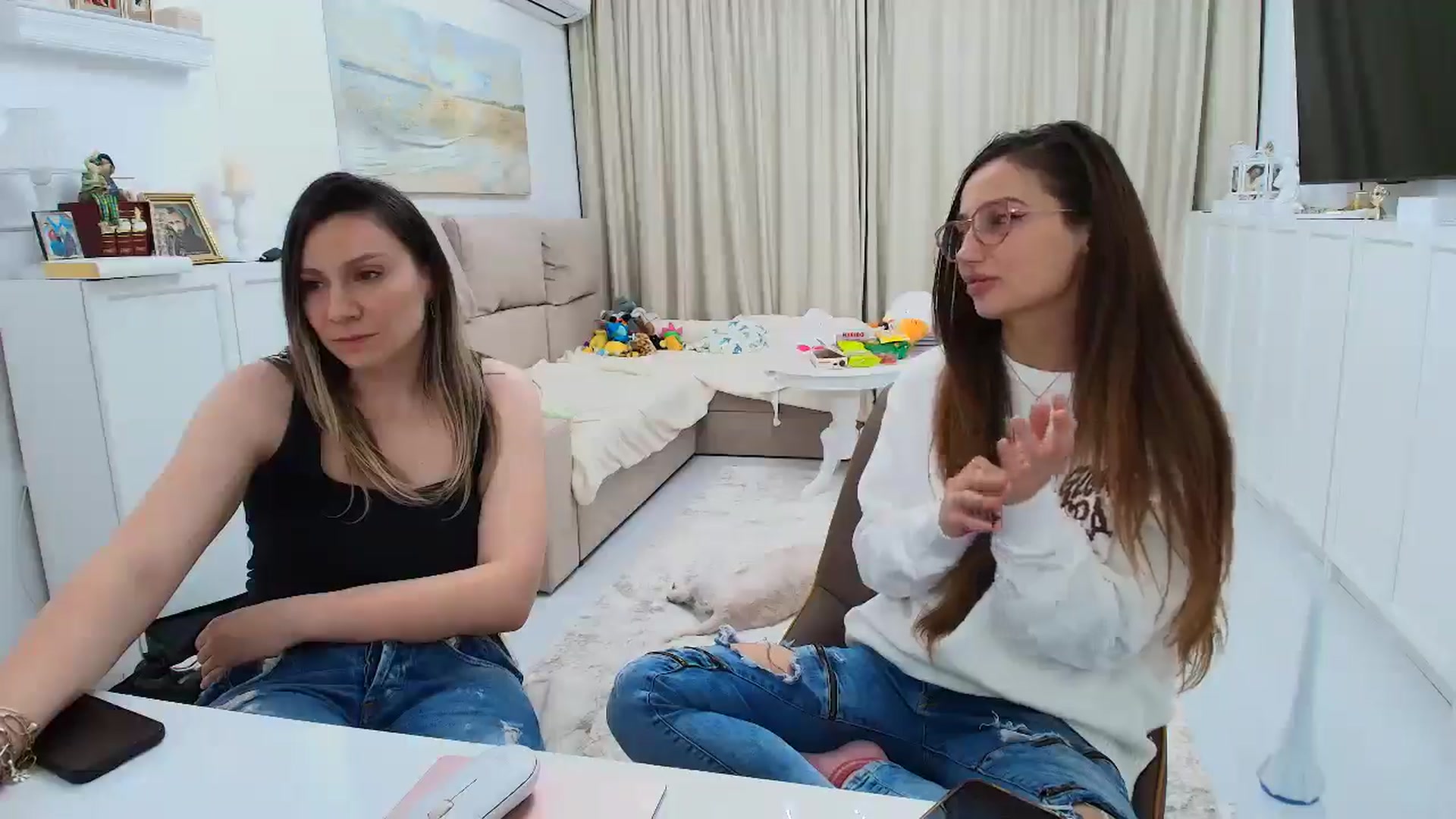Gallery image thumbnail from Wennndyk's myfreecams stream on, 02/08/2025, 21:54 image 18 of 20
