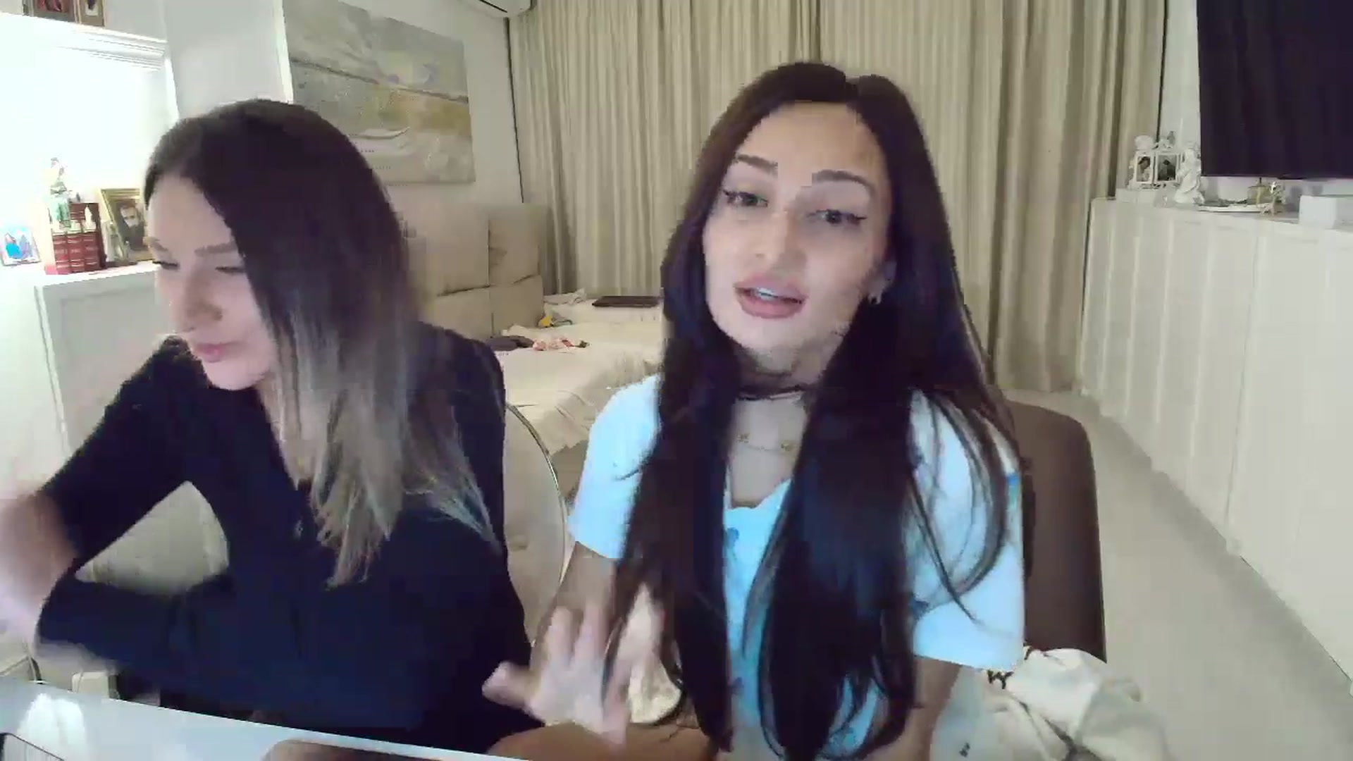 Gallery image thumbnail from Wennndyk's myfreecams stream on, 02/14/2025, 24:01 image 4 of 20