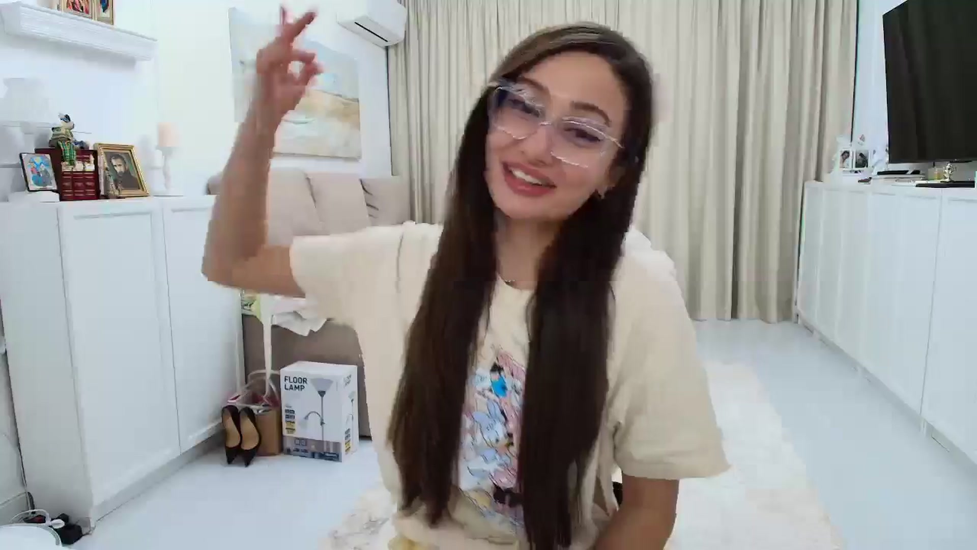 Gallery image thumbnail from Wennndyk's myfreecams stream on, 03/01/2025, 01:50 image 17 of 20