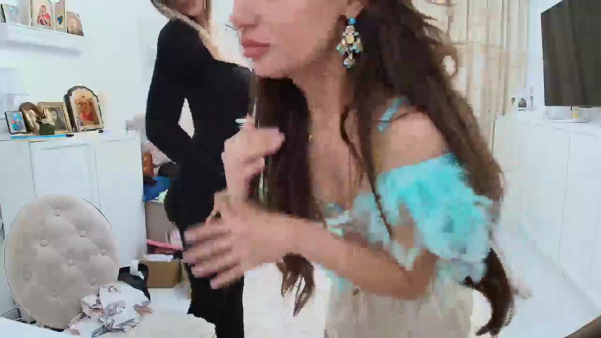 Gallery image thumbnail from Wennndyk's myfreecams stream on, 03/19/2025, 14:48 image 5 of 20