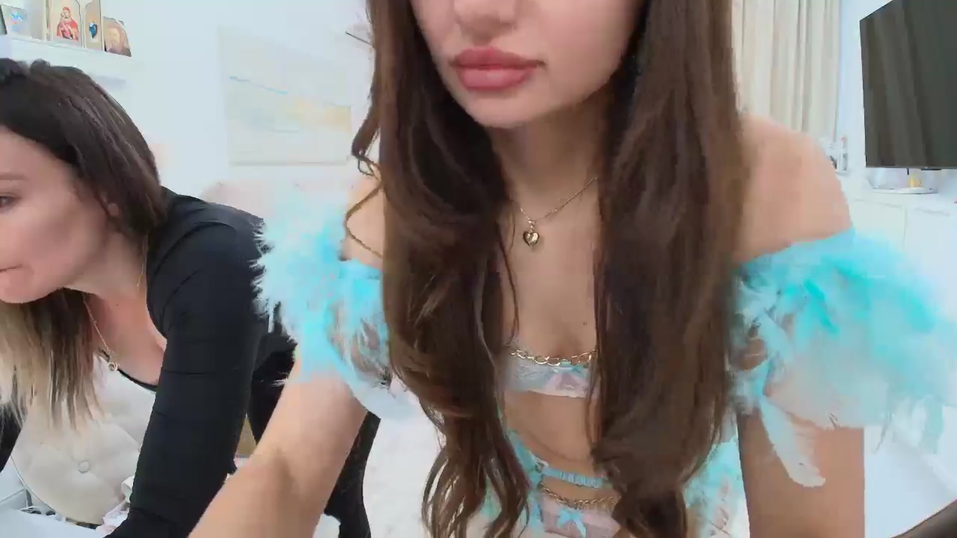 Gallery image thumbnail from Wennndyk's myfreecams stream on, 03/19/2025, 14:48 image 6 of 20