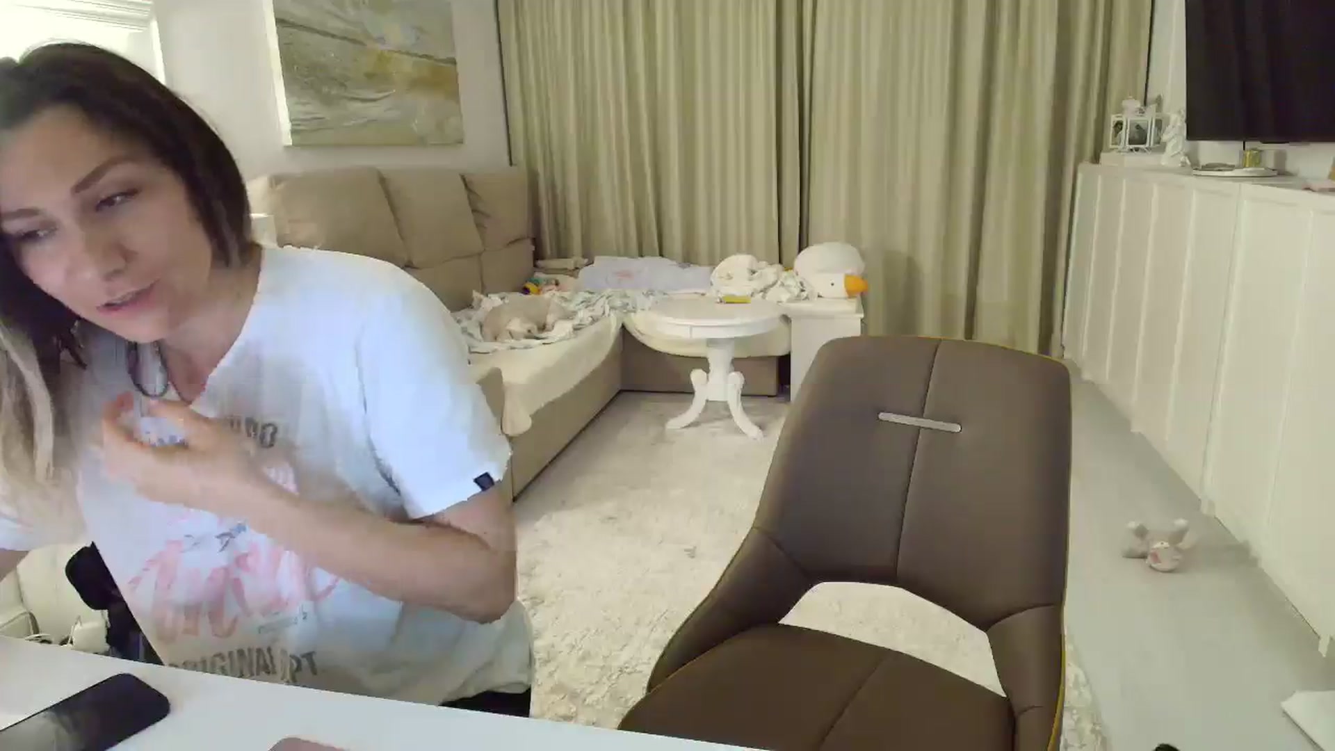 Gallery image thumbnail from Wennndyk's myfreecams stream on, 03/19/2025, 23:55 image 8 of 20