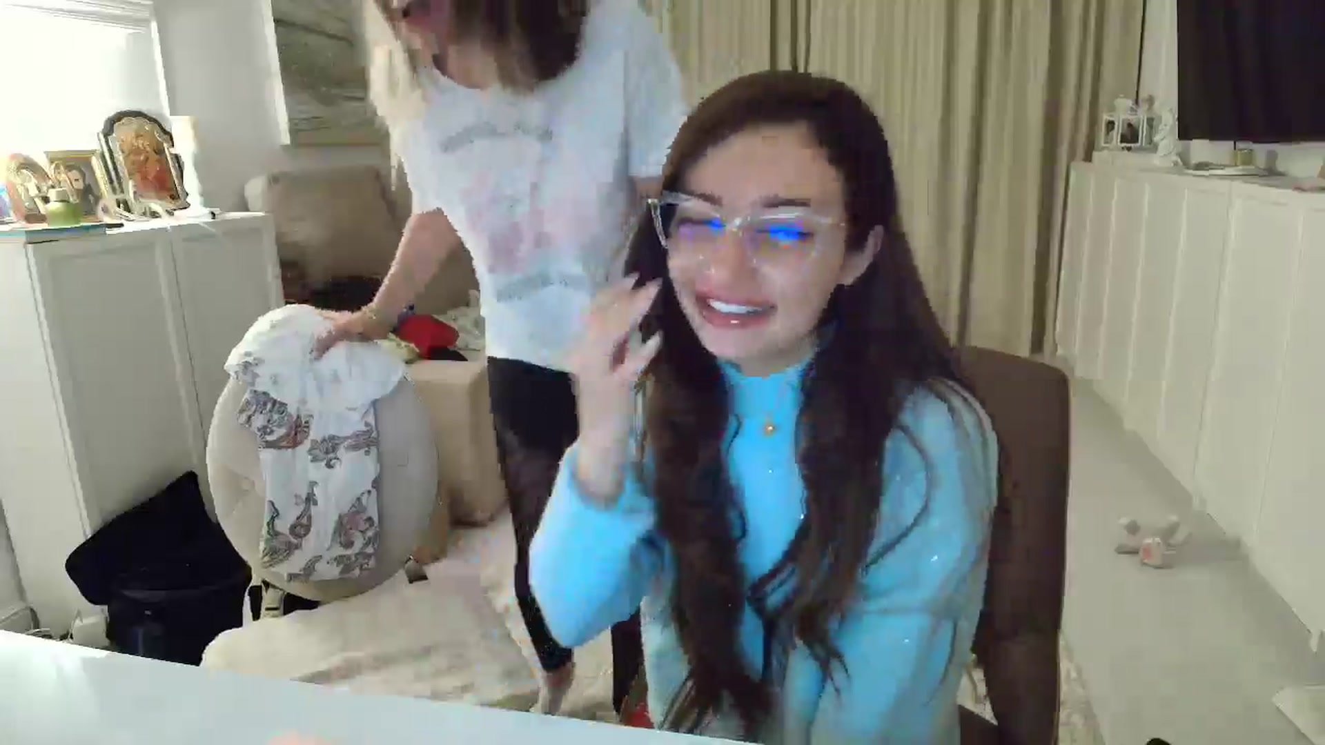 Gallery image thumbnail from Wennndyk's myfreecams stream on, 03/19/2025, 23:55 image 7 of 20