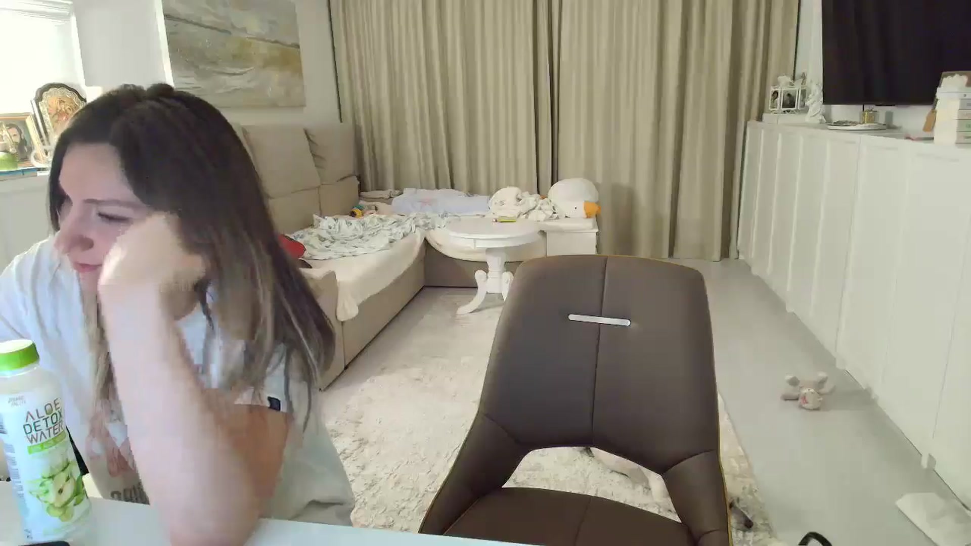 Gallery image thumbnail from Wennndyk's myfreecams stream on, 03/19/2025, 23:55 image 18 of 20