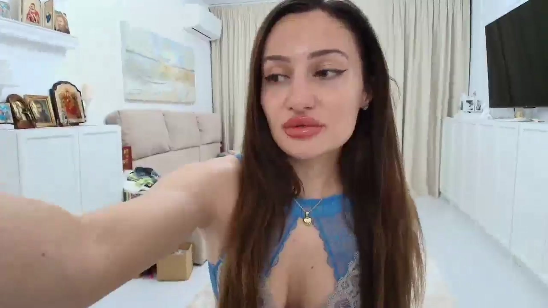 Gallery image thumbnail from Wennndyk's myfreecams stream on, 03/29/2025, 24:15 image 12 of 20