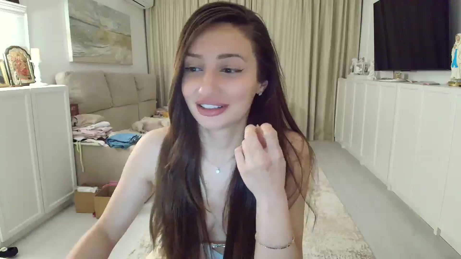 Gallery image thumbnail from Wennndyk's myfreecams stream on, 04/04/2025, 23:23 image 10 of 20