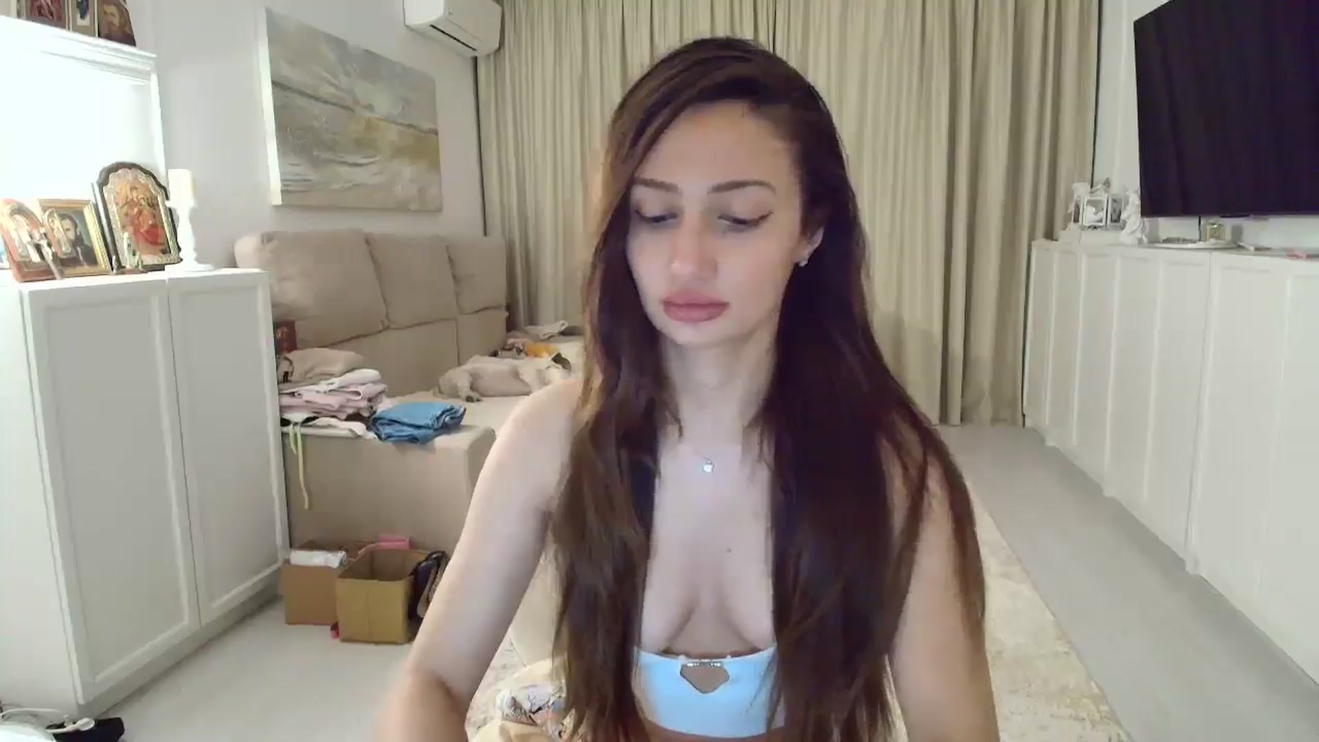 Gallery image thumbnail from Wennndyk's myfreecams stream on, 04/04/2025, 23:23 image 5 of 20