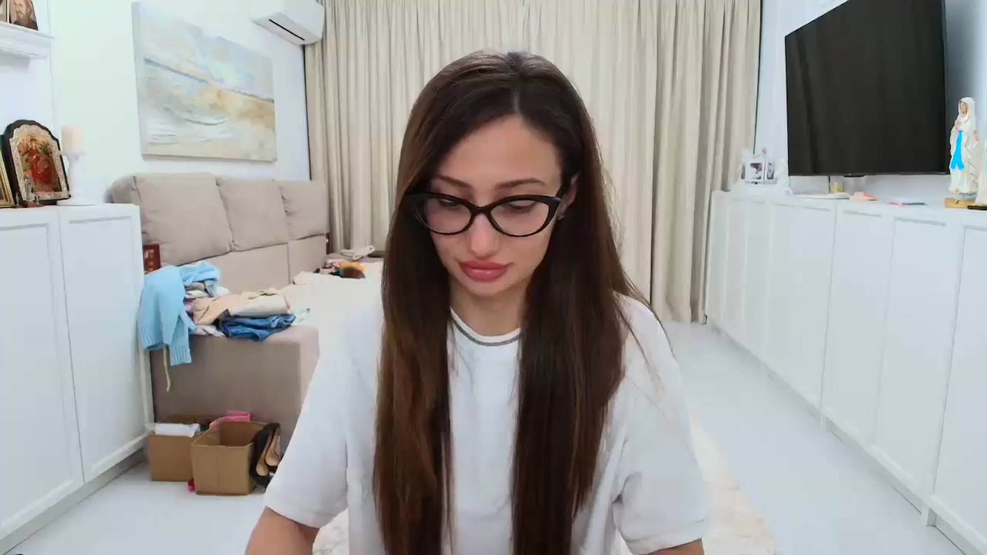 Gallery image thumbnail from Wennndyk's myfreecams stream on, 04/05/2025, 21:40 image 15 of 20