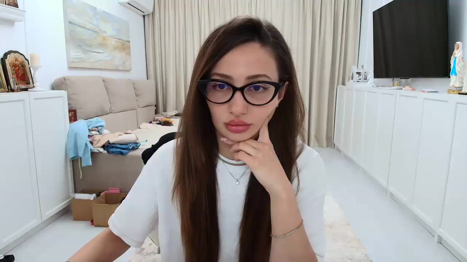Gallery image thumbnail from Wennndyk's myfreecams stream on, 04/05/2025, 21:40 image 1 of 20