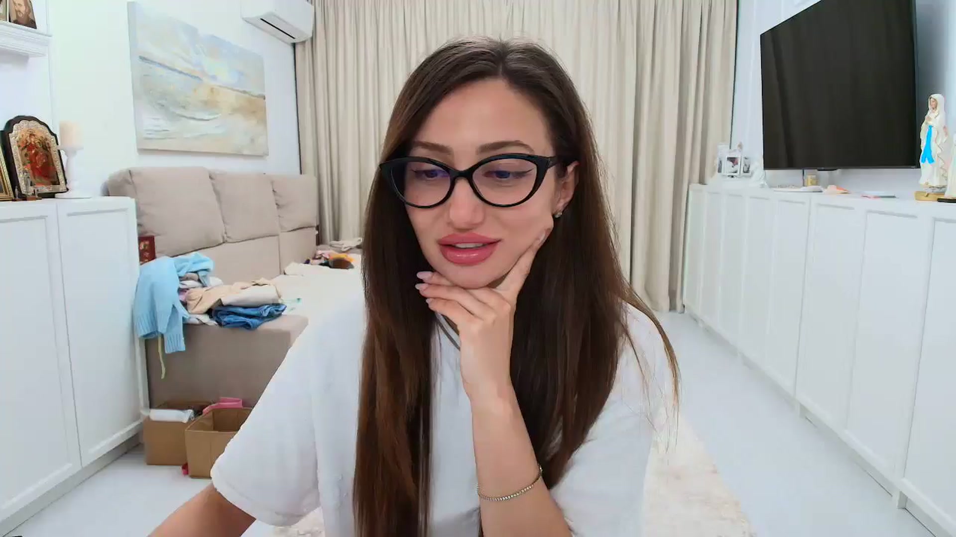 Gallery image thumbnail from Wennndyk's myfreecams stream on, 04/05/2025, 21:40 image 14 of 20