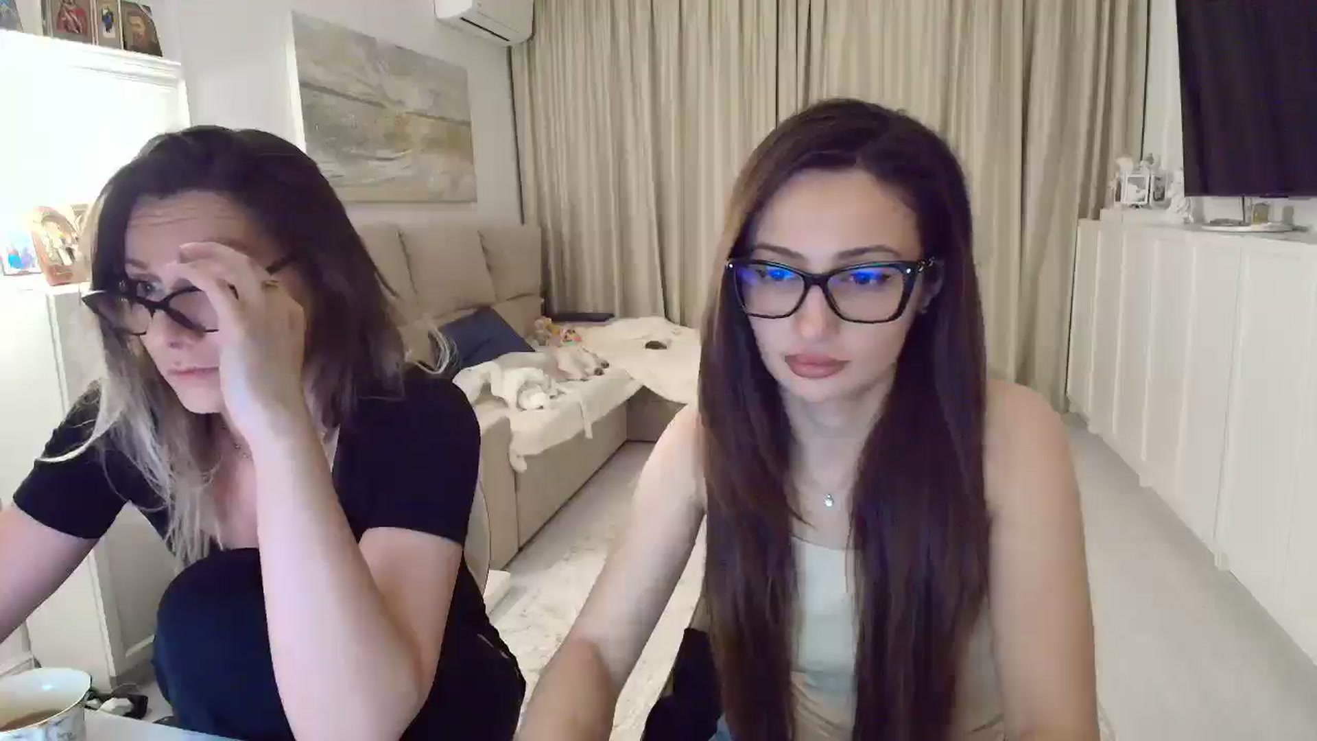 Gallery image thumbnail from Wennndyk's myfreecams stream on, 04/12/2025, 19:29 image 2 of 20