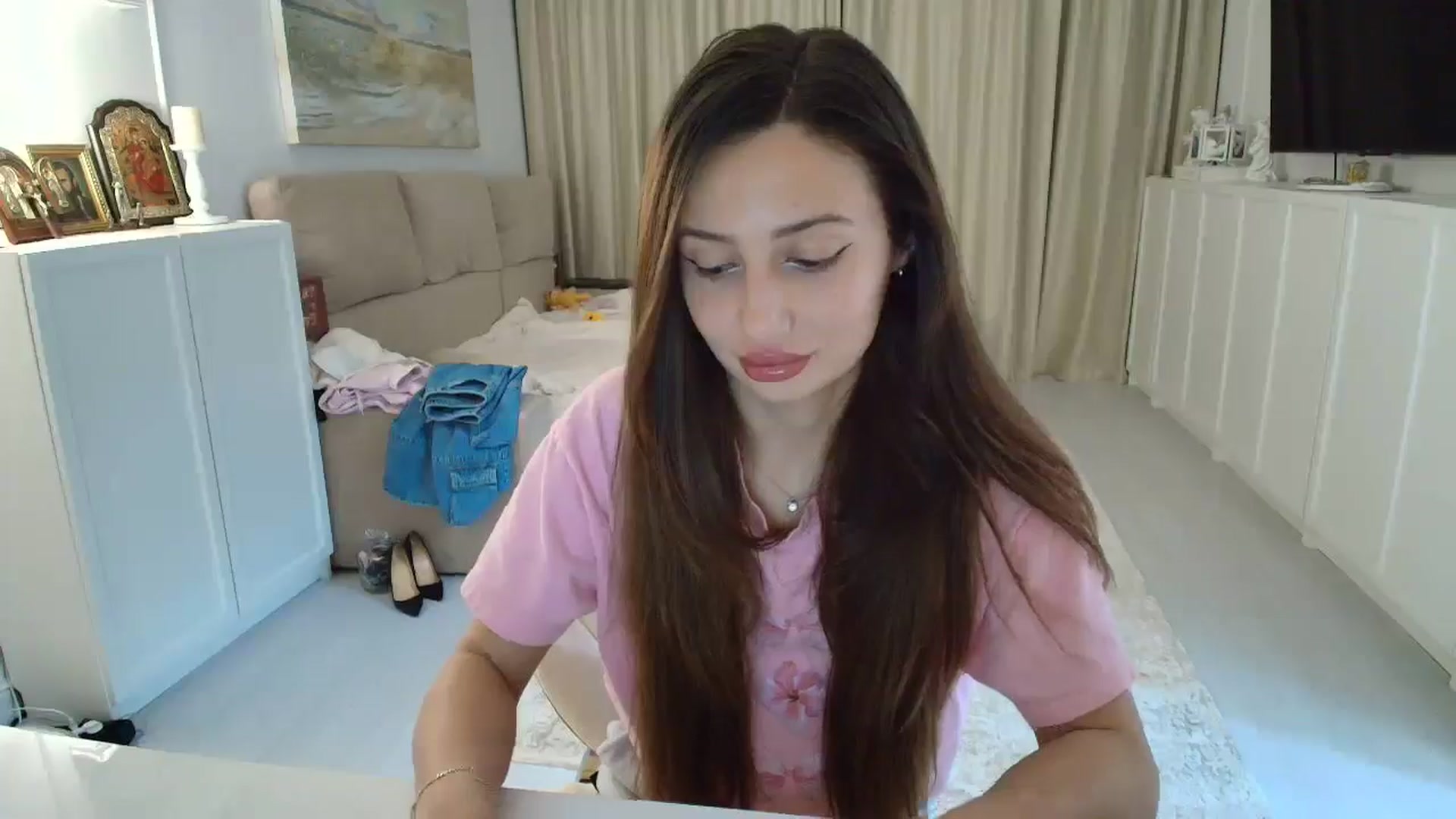 Gallery image thumbnail from Wennndyk's myfreecams stream on, 04/16/2025, 19:49 image 11 of 20