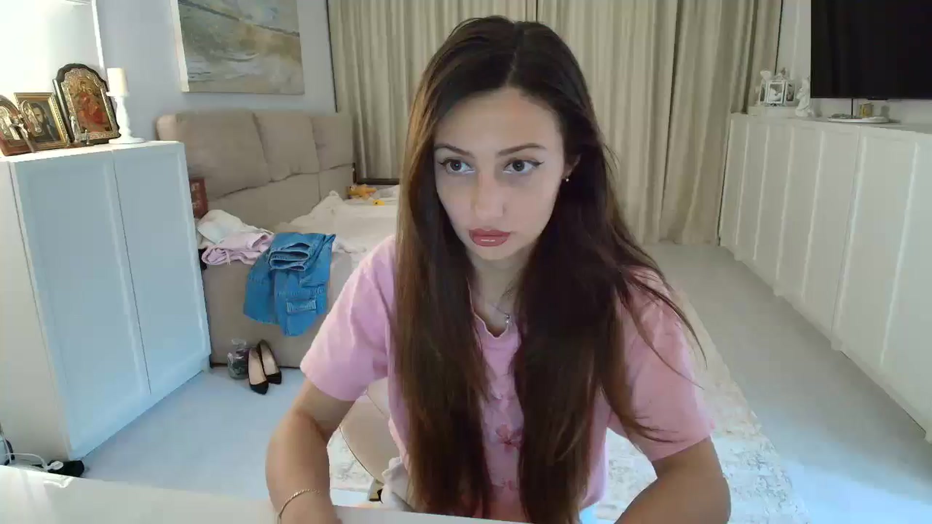 Gallery image thumbnail from Wennndyk's myfreecams stream on, 04/16/2025, 19:49 image 9 of 20