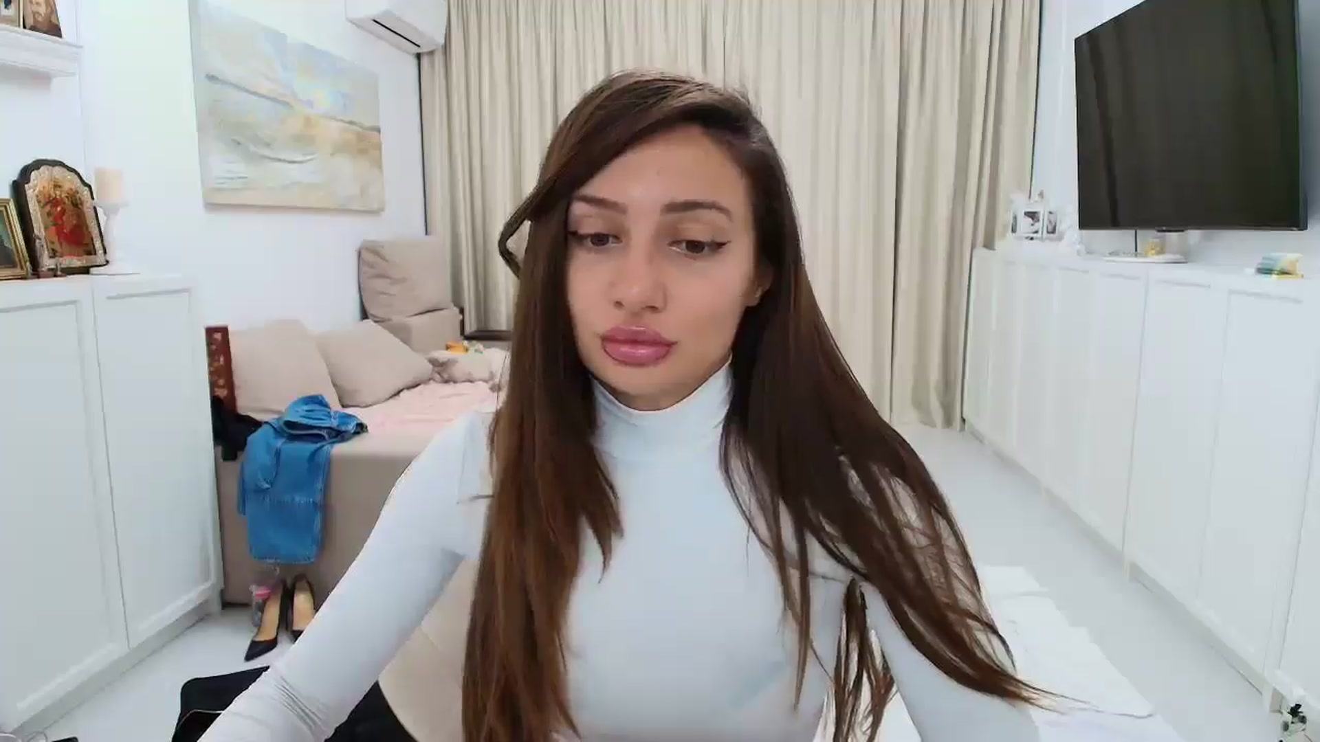 Gallery image thumbnail from Wennndyk's myfreecams stream on, 04/21/2025, 22:33 image 2 of 20