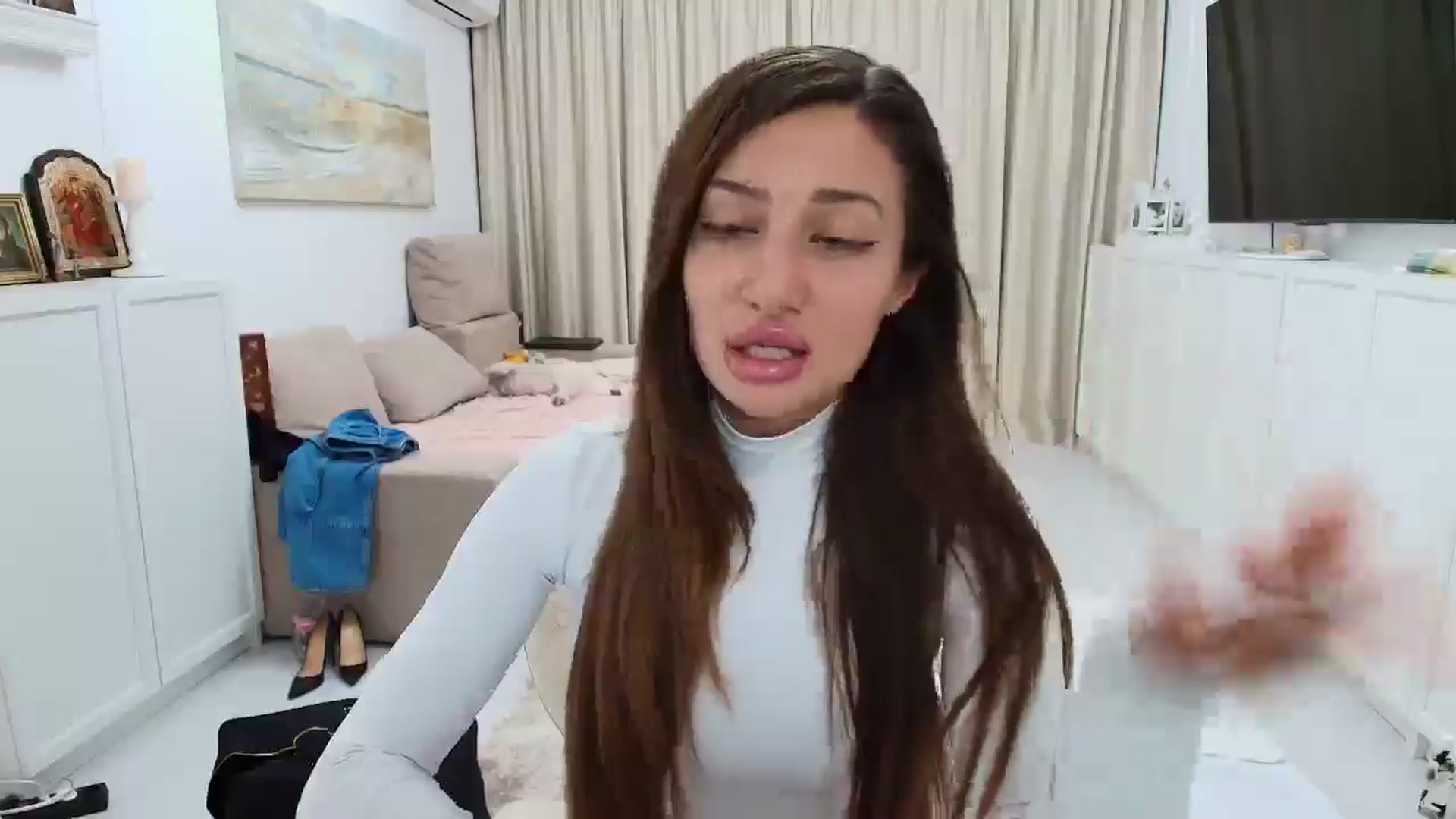 Gallery image thumbnail from Wennndyk's myfreecams stream on, 04/21/2025, 22:33 image 12 of 20