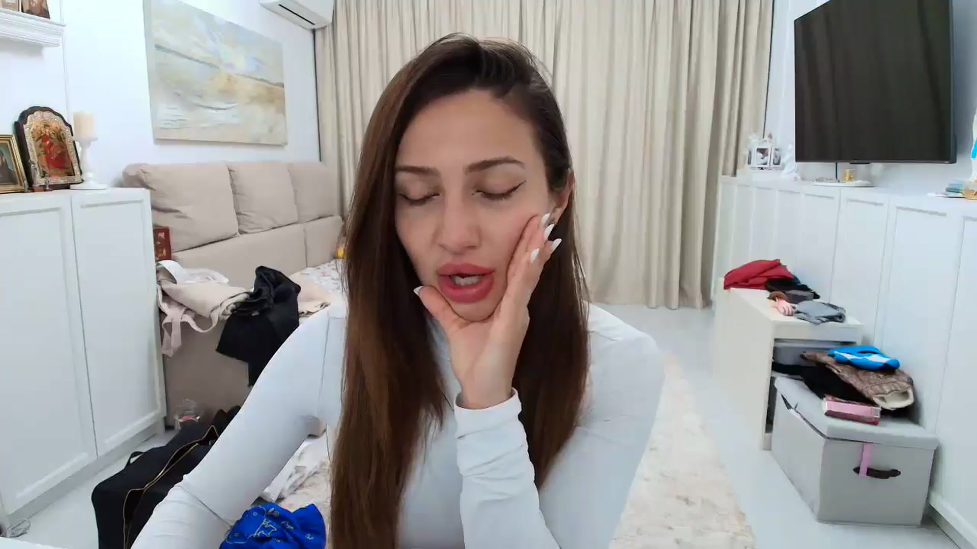 Gallery image thumbnail from Wennndyk's myfreecams stream on, 05/03/2025, 21:55 image 12 of 20