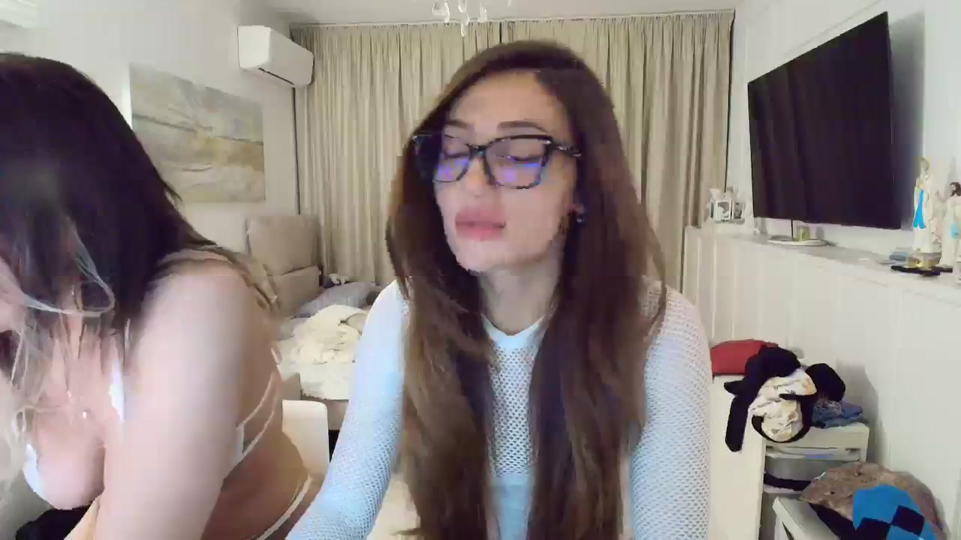 Gallery image thumbnail from Wennndyk's myfreecams stream on, 05/11/2025, 24:08 image 3 of 20
