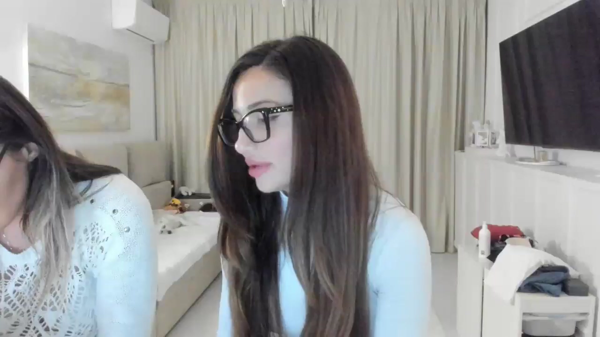 Gallery image thumbnail from Wennndyk's myfreecams stream on, 05/12/2025, 24:03 image 6 of 20