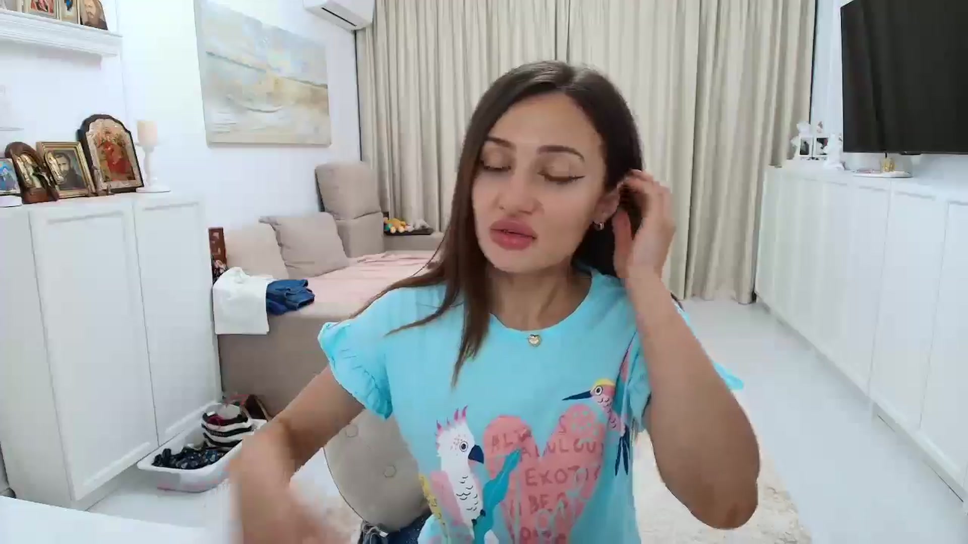 Gallery image thumbnail from Wennndyk's myfreecams stream on, 06/10/2025, 23:10 image 19 of 20