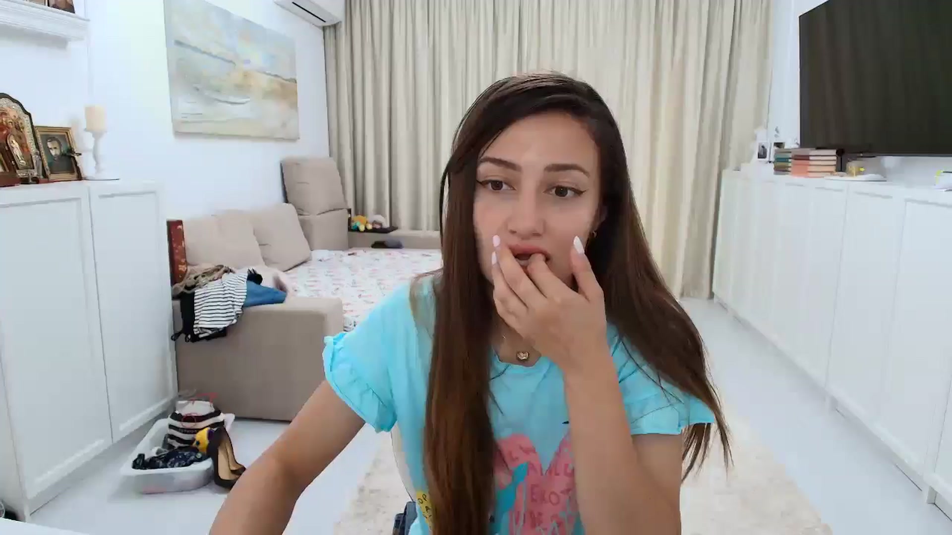 Gallery image thumbnail from Wennndyk's myfreecams stream on, 06/13/2025, 09:18 image 17 of 20