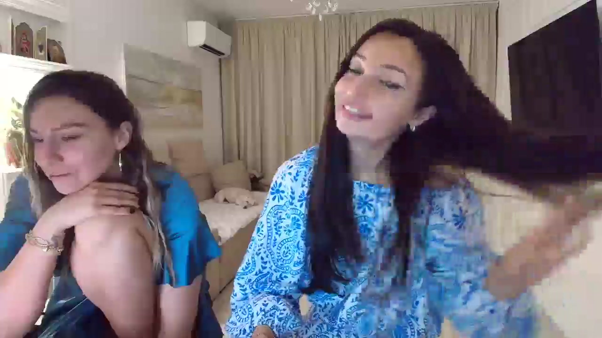 Gallery image thumbnail from Wennndyk's myfreecams stream on, 06/22/2025, 23:25 image 9 of 20