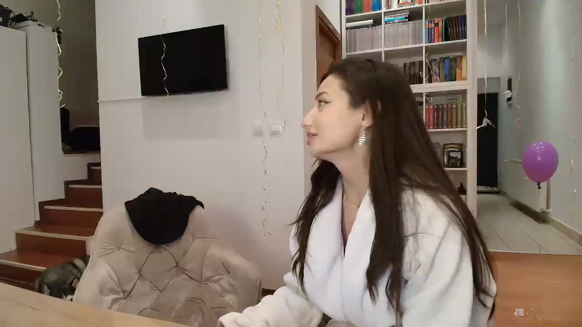 Gallery image thumbnail from Wennndyk's myfreecams stream on, 08/03/2025, 24:01 image 8 of 20