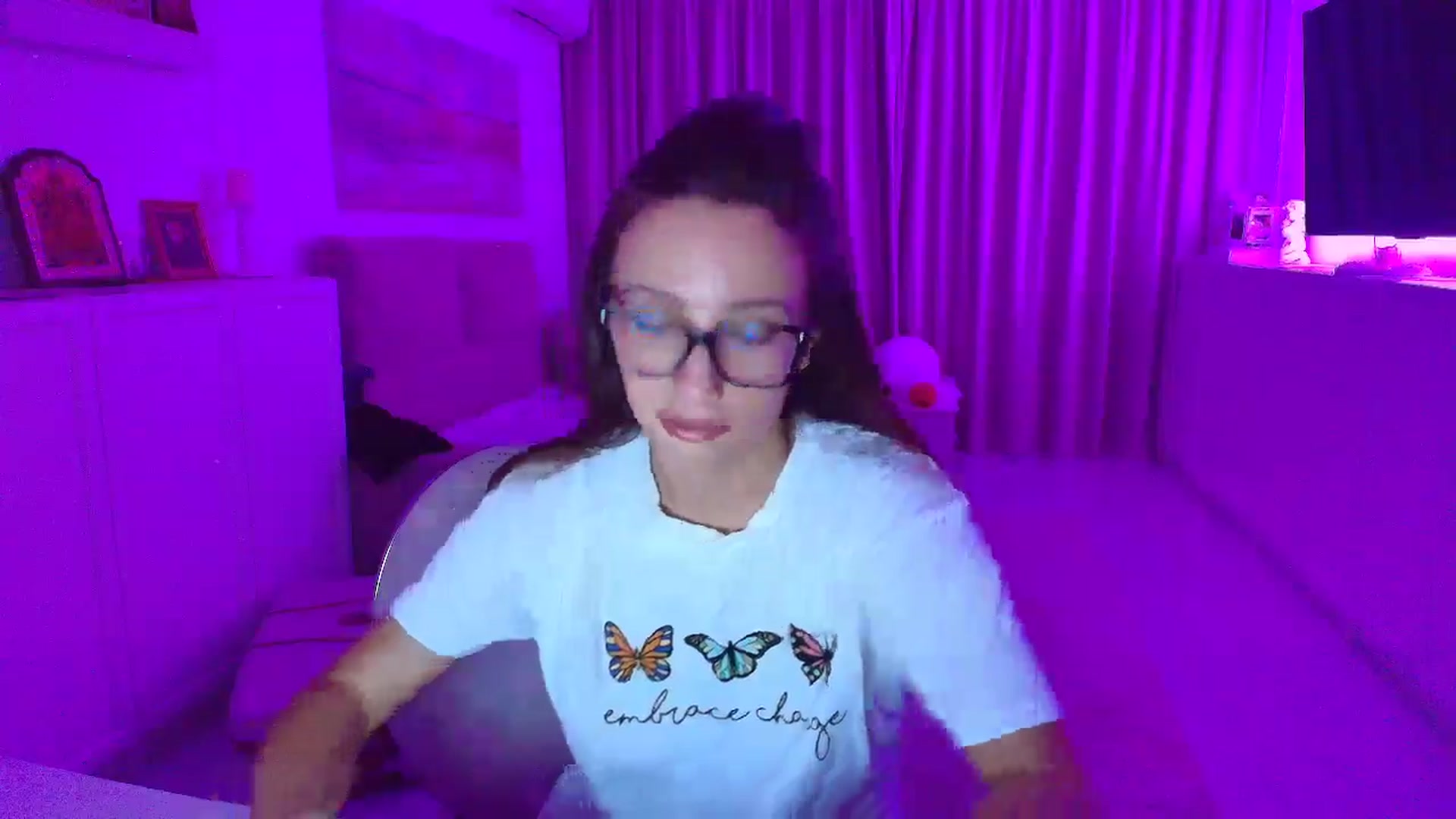 Gallery image thumbnail from Wennndyk's myfreecams stream on, 09/13/2025, 22:51 image 19 of 20
