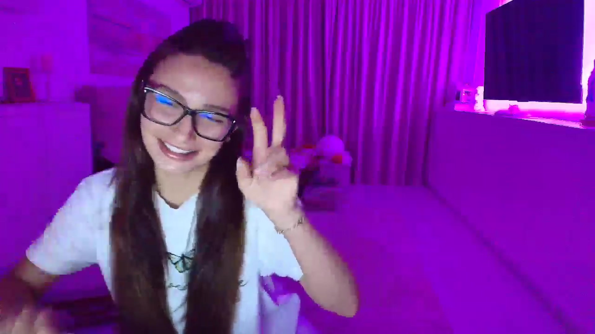 Gallery image thumbnail from Wennndyk's myfreecams stream on, 09/13/2025, 22:51 image 5 of 20