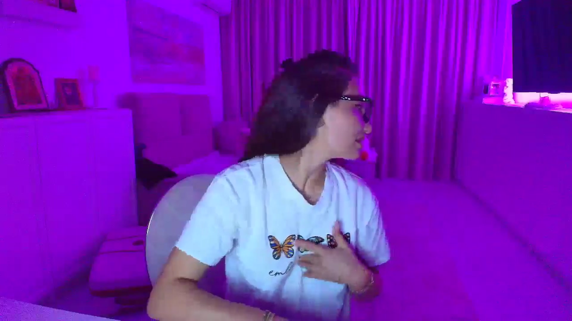 Gallery image thumbnail from Wennndyk's myfreecams stream on, 09/13/2025, 22:51 image 14 of 20