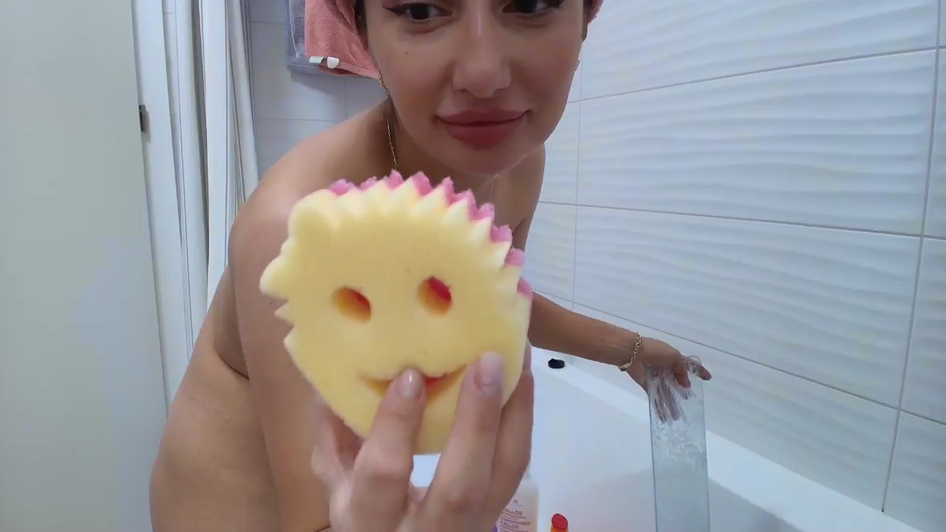 Gallery image thumbnail from Wennndyk's myfreecams stream on, 09/20/2025, 13:46 image 13 of 20