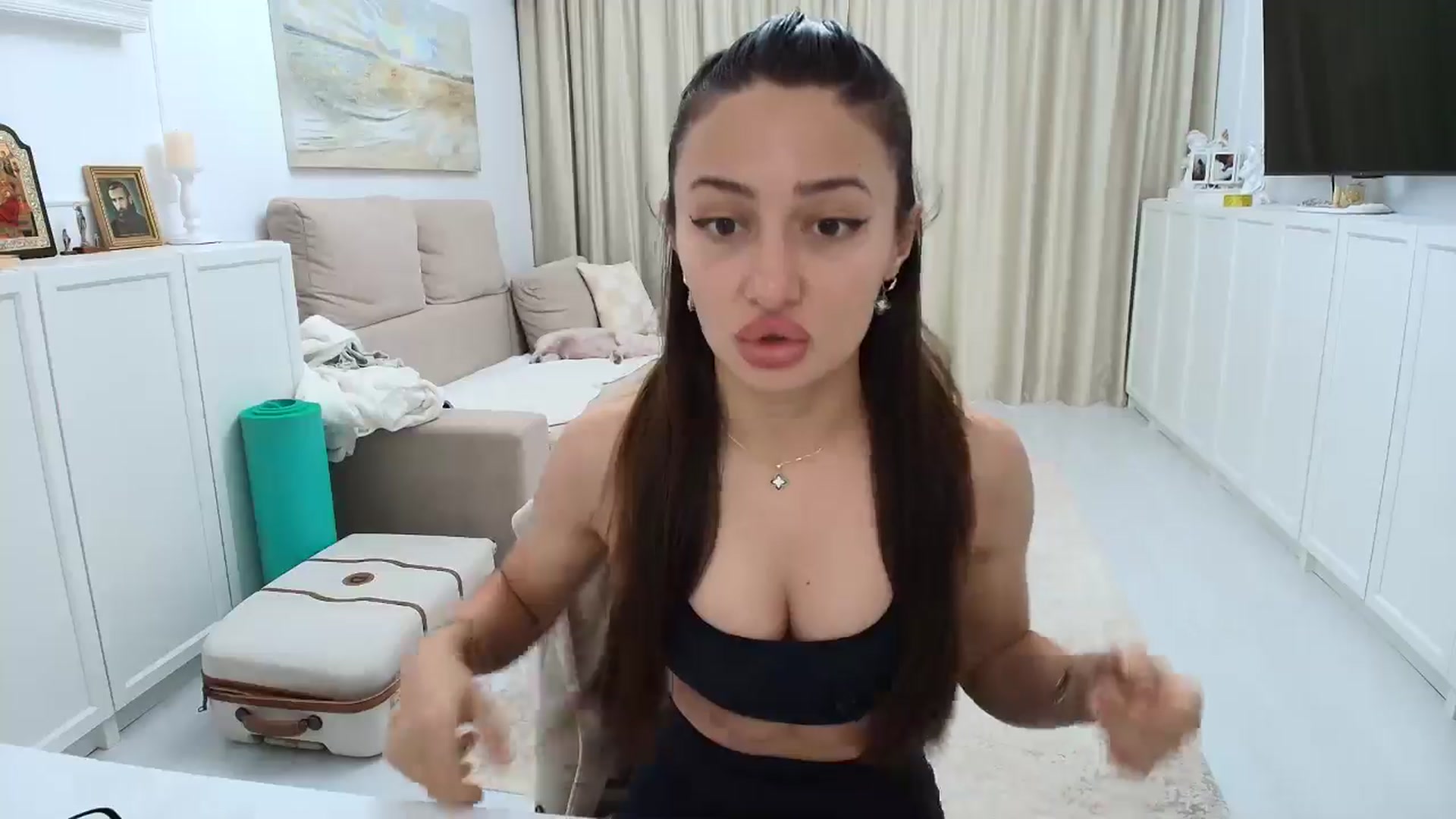Gallery image thumbnail from Wennndyk's myfreecams stream on, 09/29/2025, 10:32 image 5 of 20