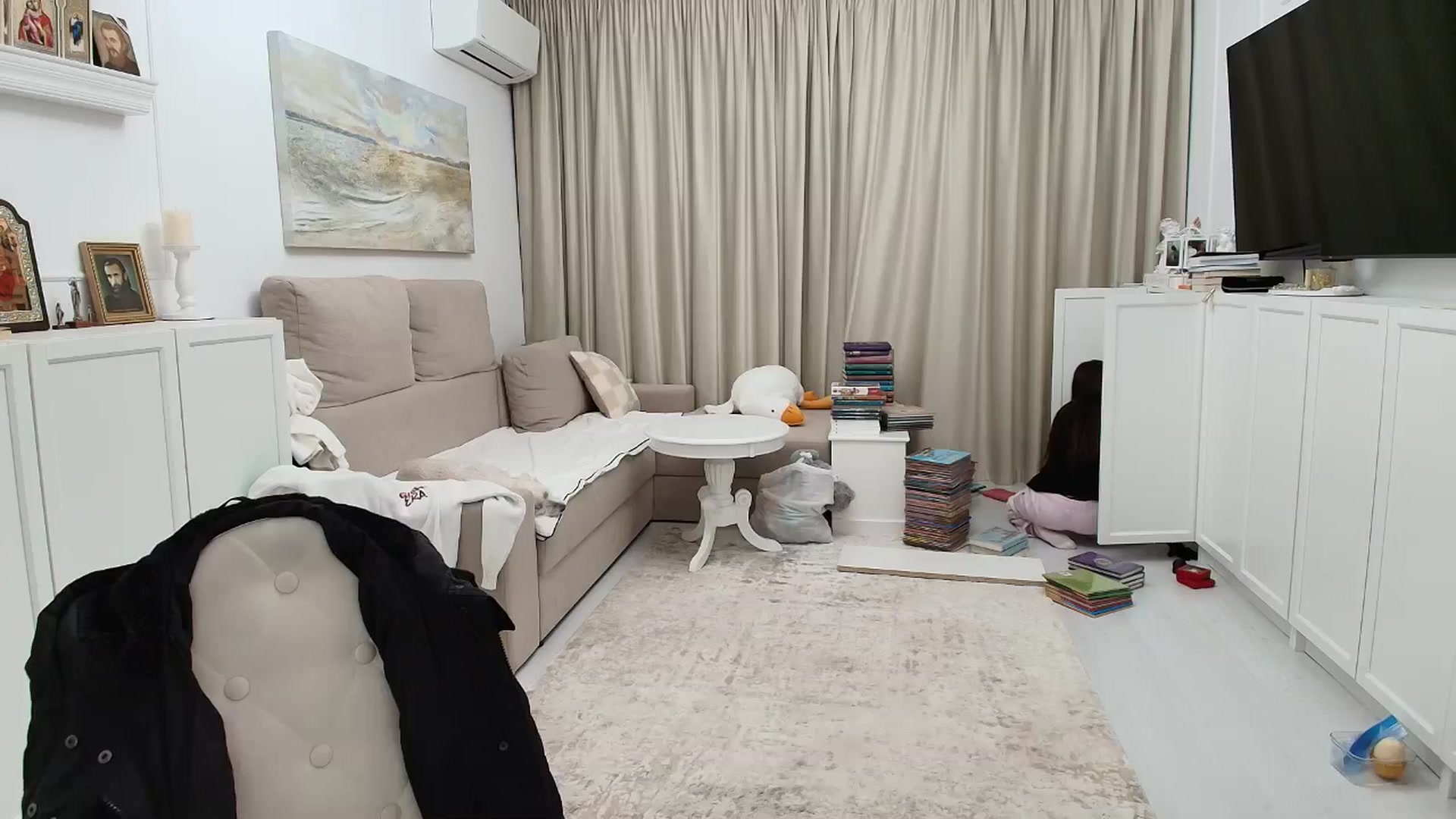 Gallery image thumbnail from Wennndyk's myfreecams stream on, 10/04/2025, 15:03 image 1 of 20