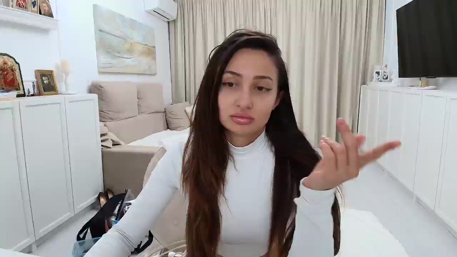 Gallery image thumbnail from Wennndyk's myfreecams stream on, 10/13/2025, 22:19 image 12 of 20