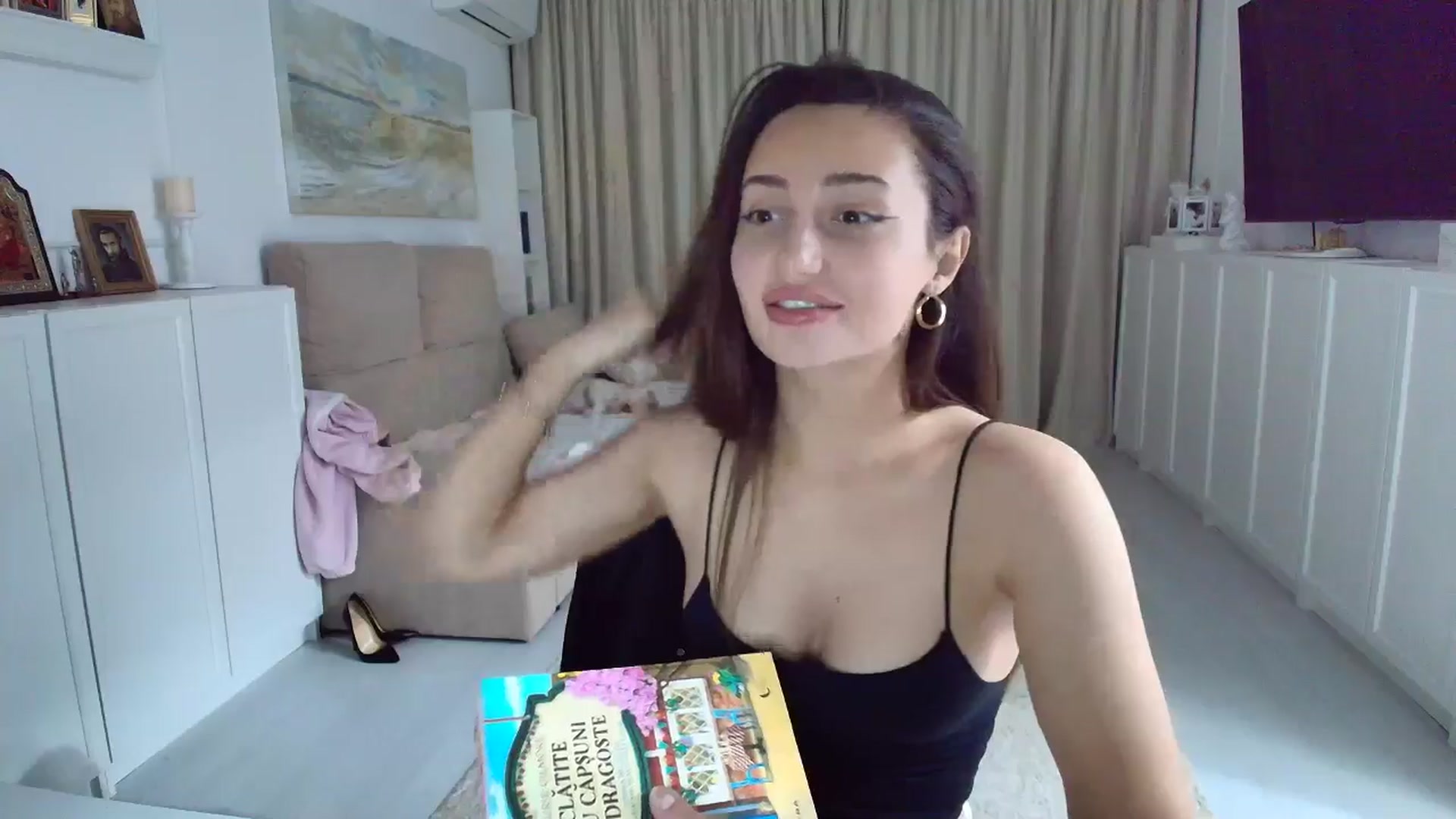 Gallery image thumbnail from Wennndyk's myfreecams stream on, 10/26/2025, 17:45 image 8 of 20
