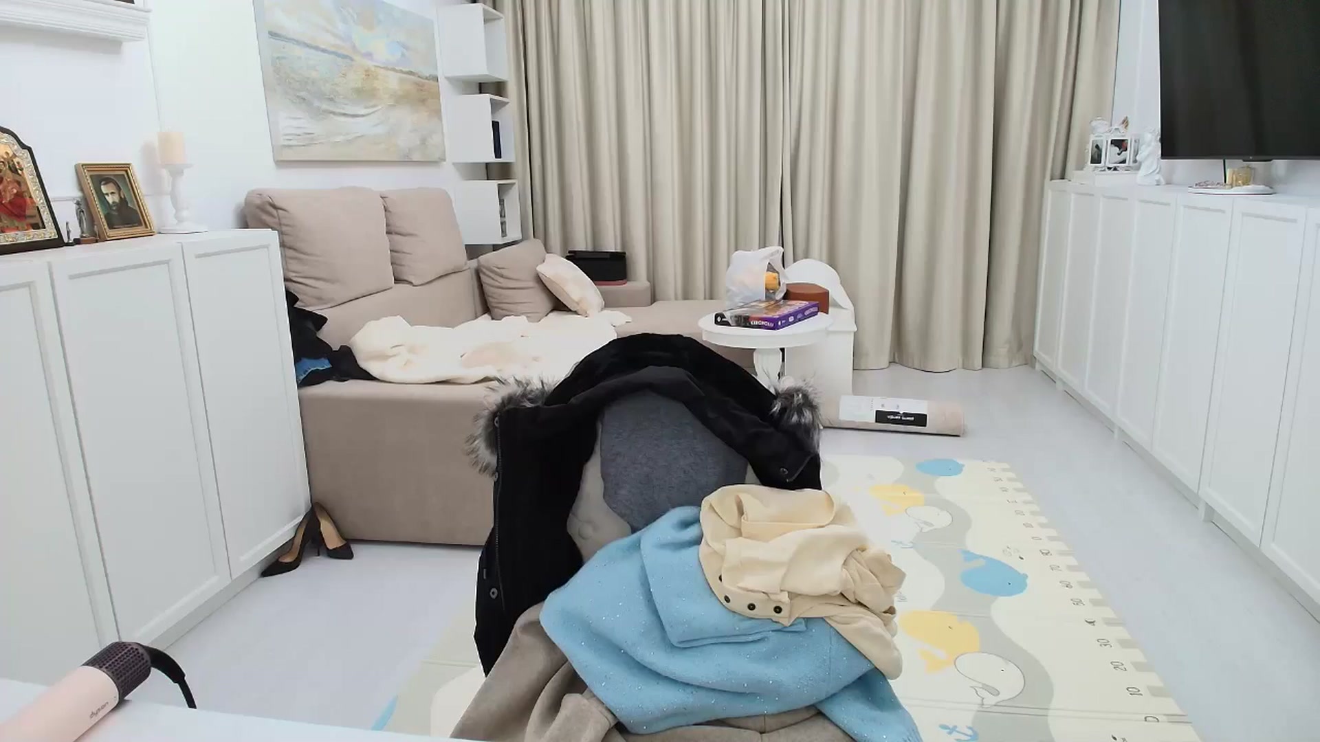 Gallery image thumbnail from Wennndyk's myfreecams stream on, 11/28/2025, 17:30 image 13 of 20