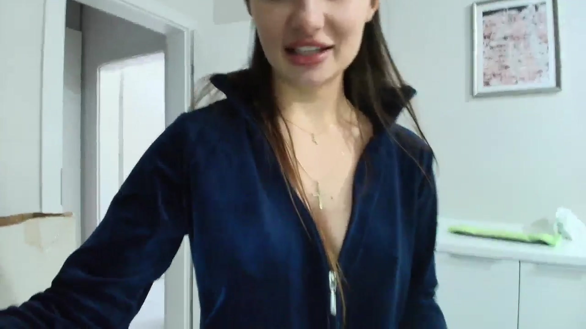 Gallery image thumbnail from Wennndyk's myfreecams stream on, 12/17/2025, 17:20 image 6 of 20