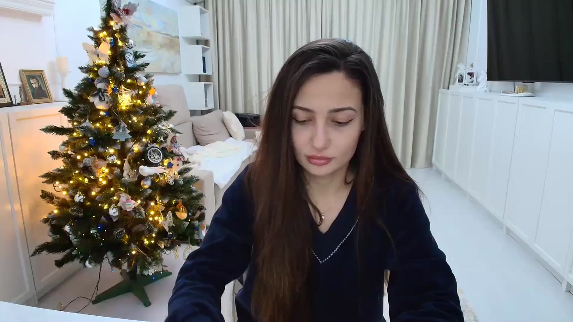 Gallery image thumbnail from Wennndyk's myfreecams stream on, 12/24/2025, 19:46 image 6 of 20